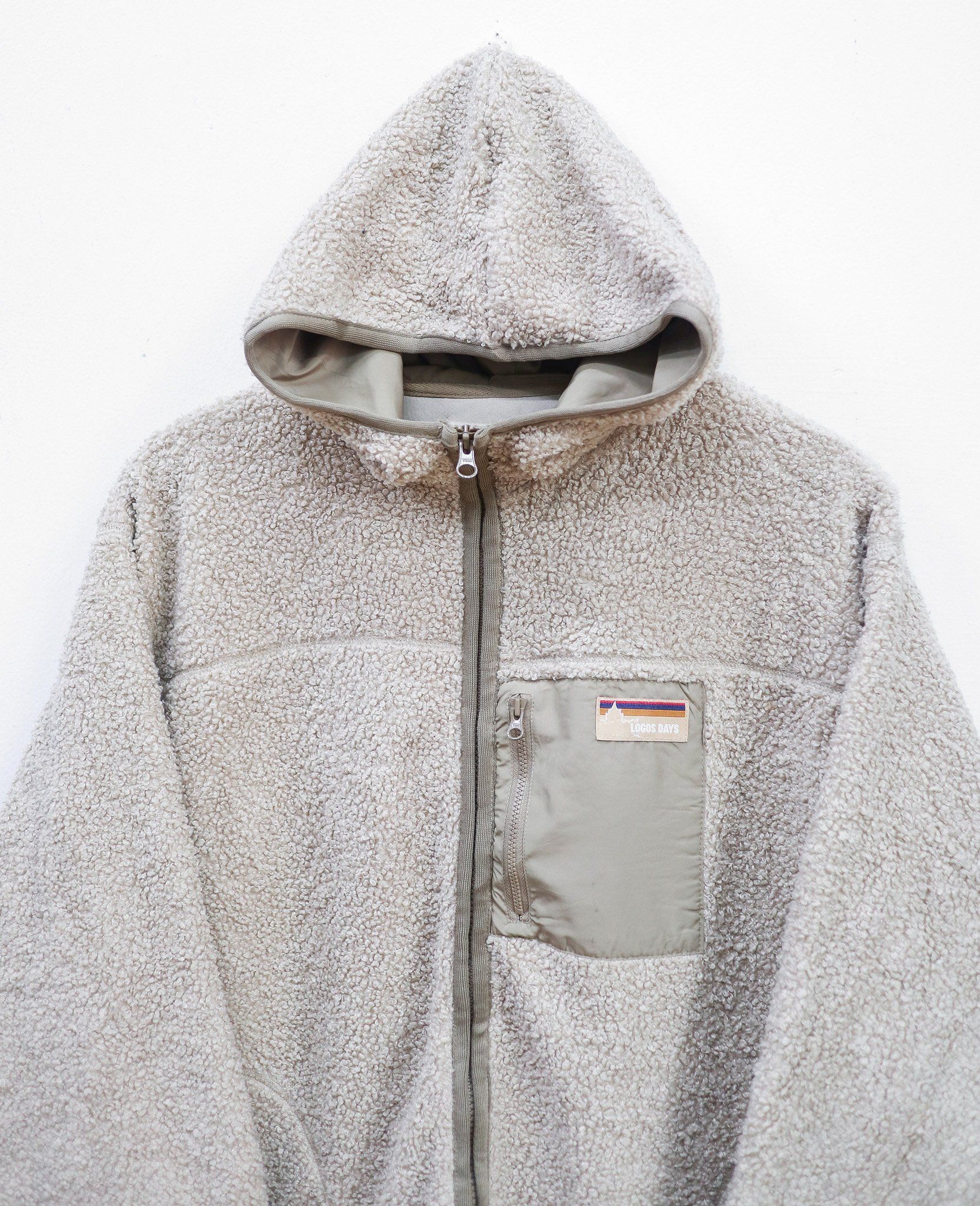 12.11.24 - VTG FLEECE ZIP UP HOODIE - LOGO DAYS