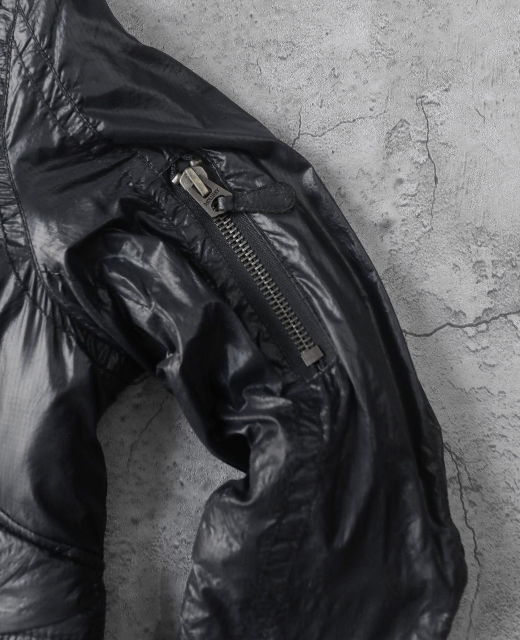 02.28.24 - VTG CROPPED PUFFER JACKET - MOUSSY