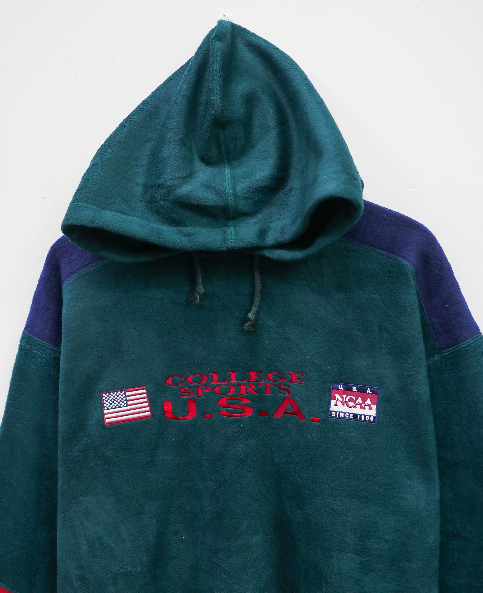 12.11.24 - VTG FLEECE PULLOVER HOODIE - NCAA by DESCENTE