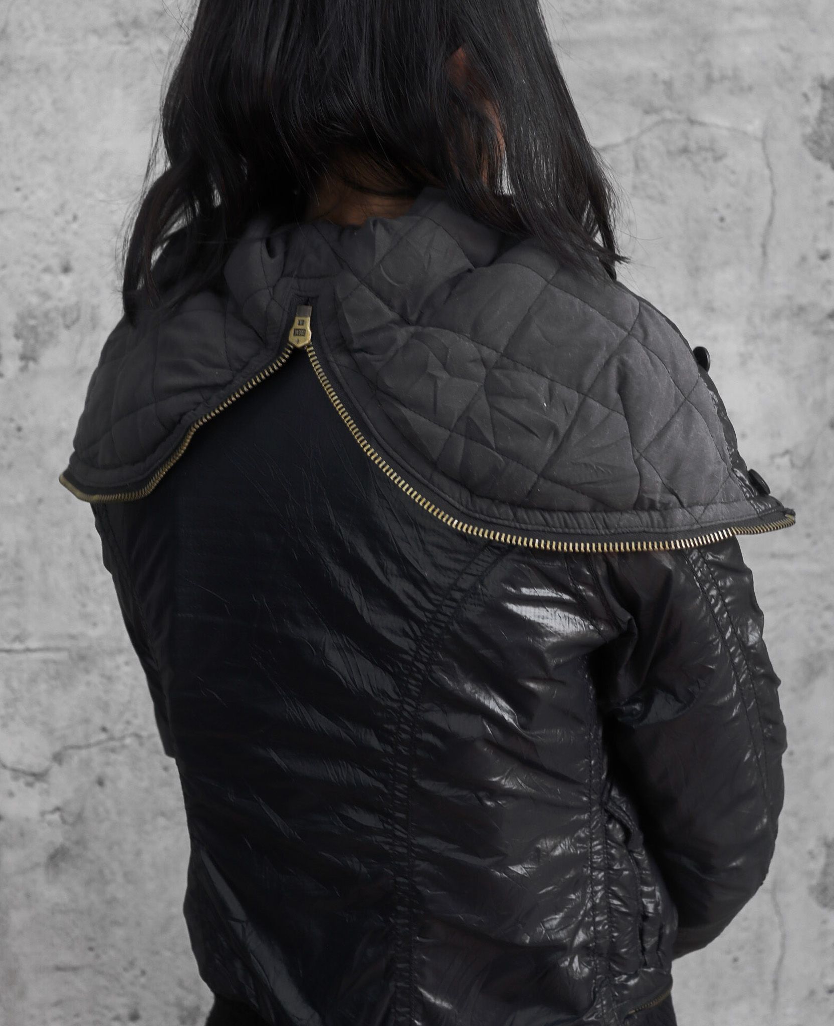 02.28.24 - VTG CROPPED PUFFER JACKET - MOUSSY