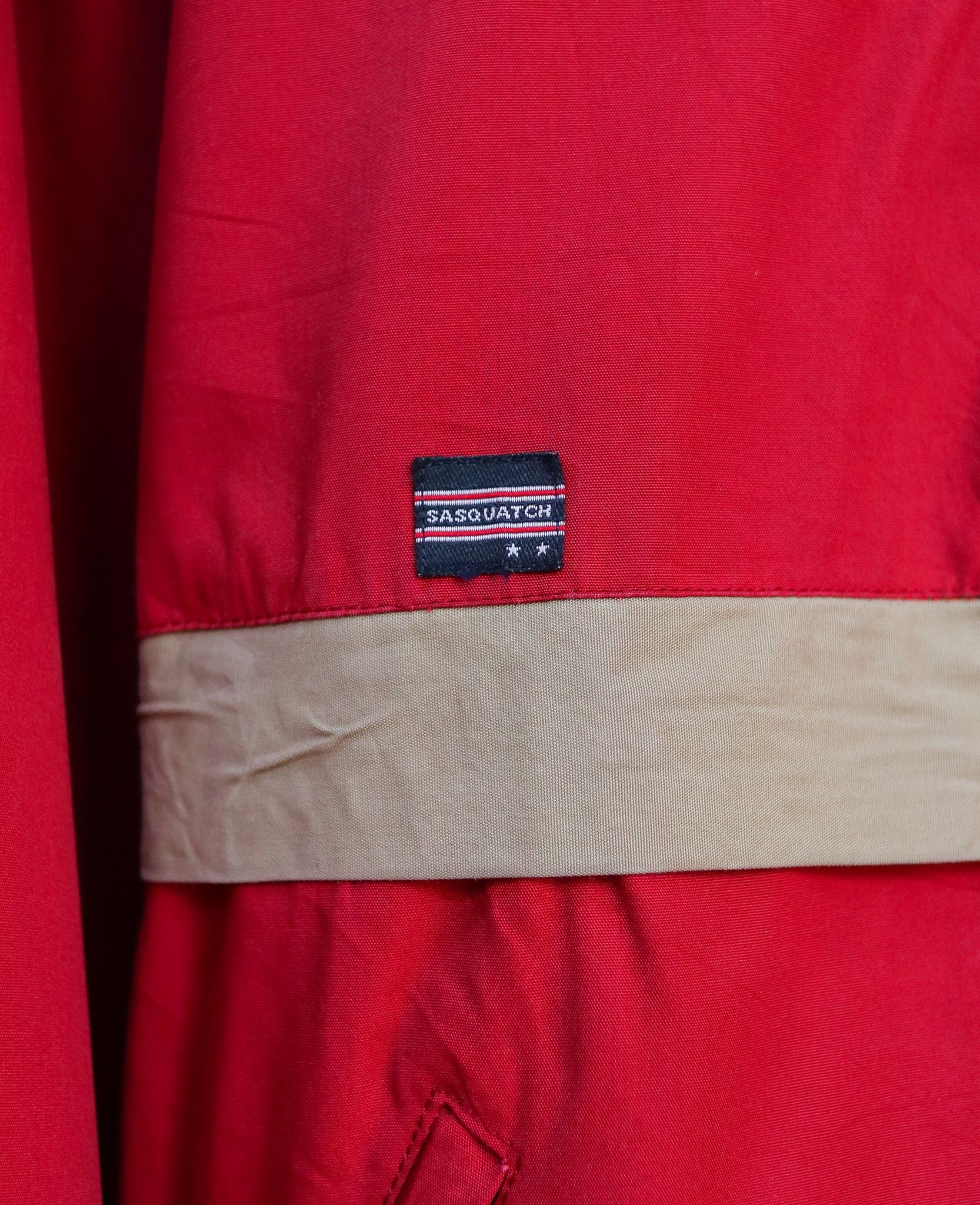 12.15.24 - VTG OVERSIZED QUARTER ZIP WINDBREAKER JACKET - SASQUATCH