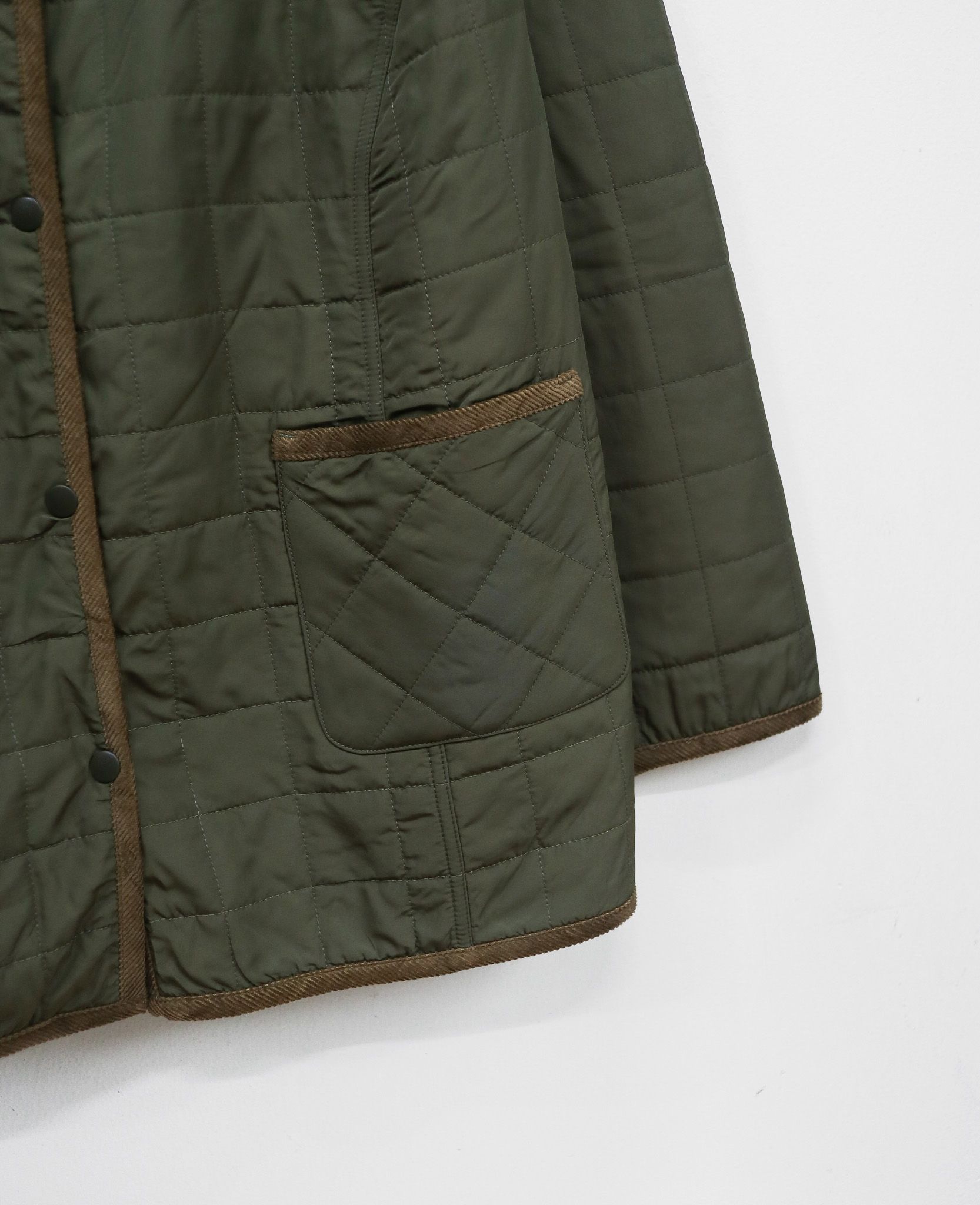 12.22.24 - VTG QUILTED HOODED JACKET - SMILE LAND
