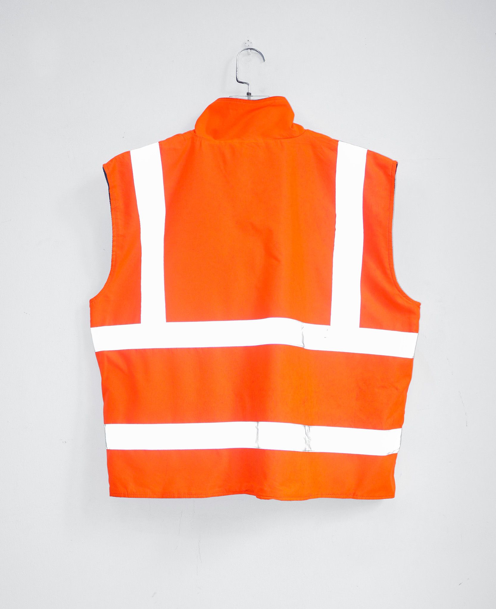 12.15.24 - VTG WINDBREAKER VEST JACKET