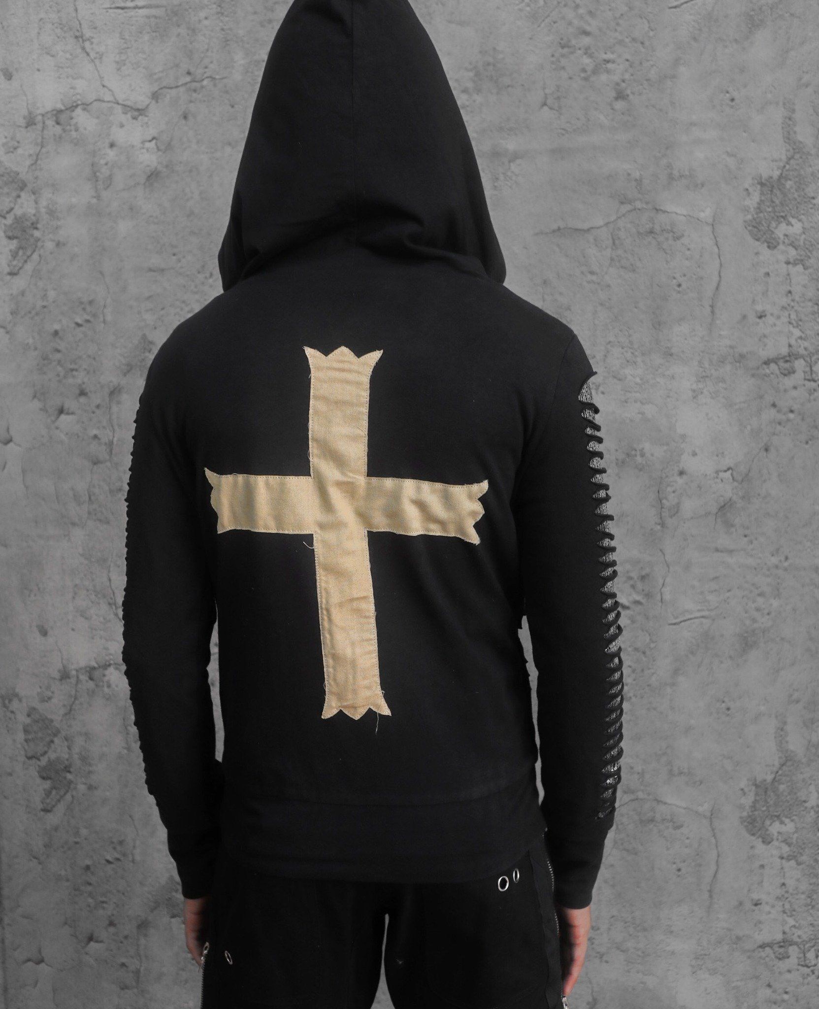 02.28.24 - VTG DOUBLE LAYER ZIP UP HOODIE - TUTUHA