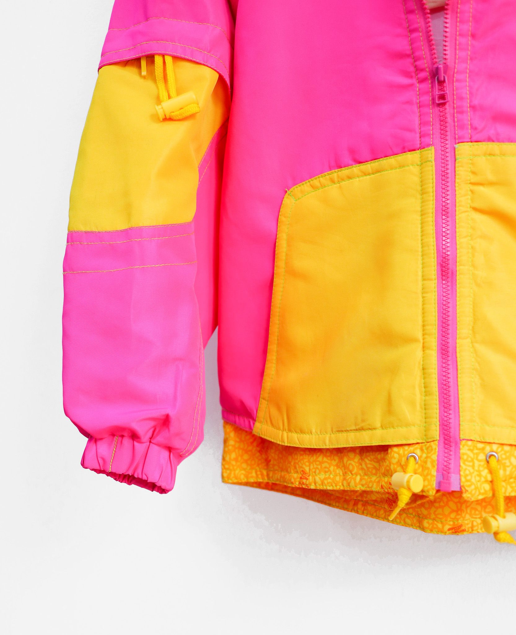 12.15.24 - VTG WINDBREAKER PUFFER JACKET - MINITEEN