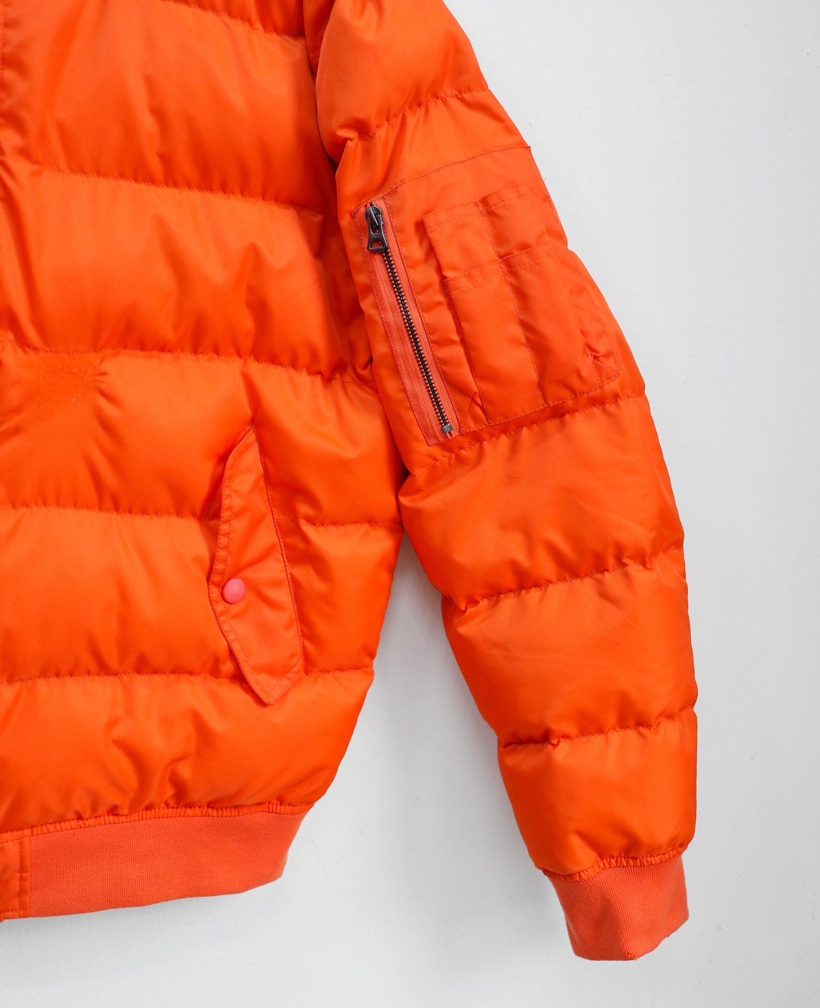 12.15.24 - VTG OVERSIZED PUFFER BOMBER JACKET - SNIPERS
