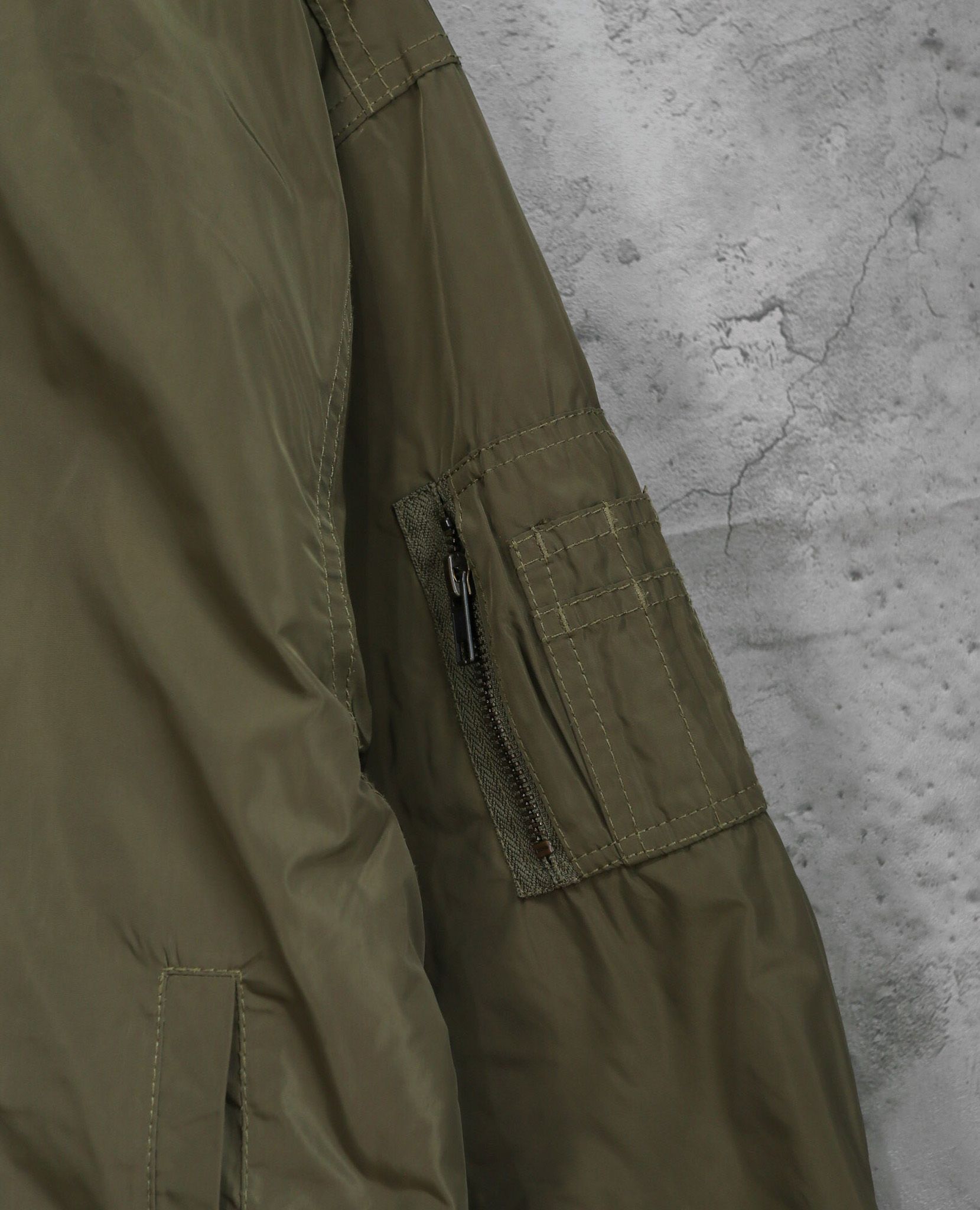 11.03.23 - VTG REVERSIBLE BOMBER JACKET - GU by UNIQLO