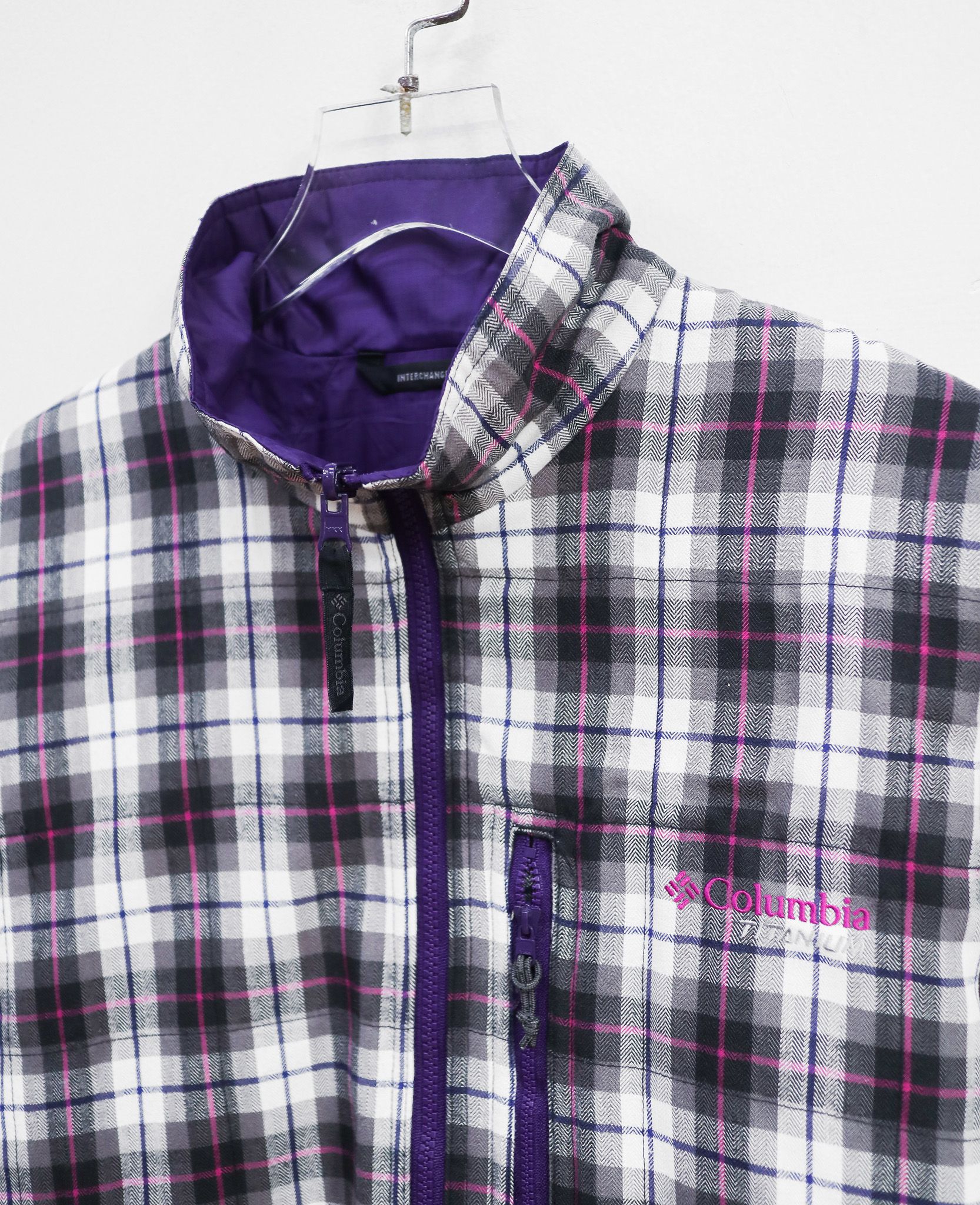 12.22.24 - VTG REVERSIBLE WINDBREAKER JACKET - COLUMBIA