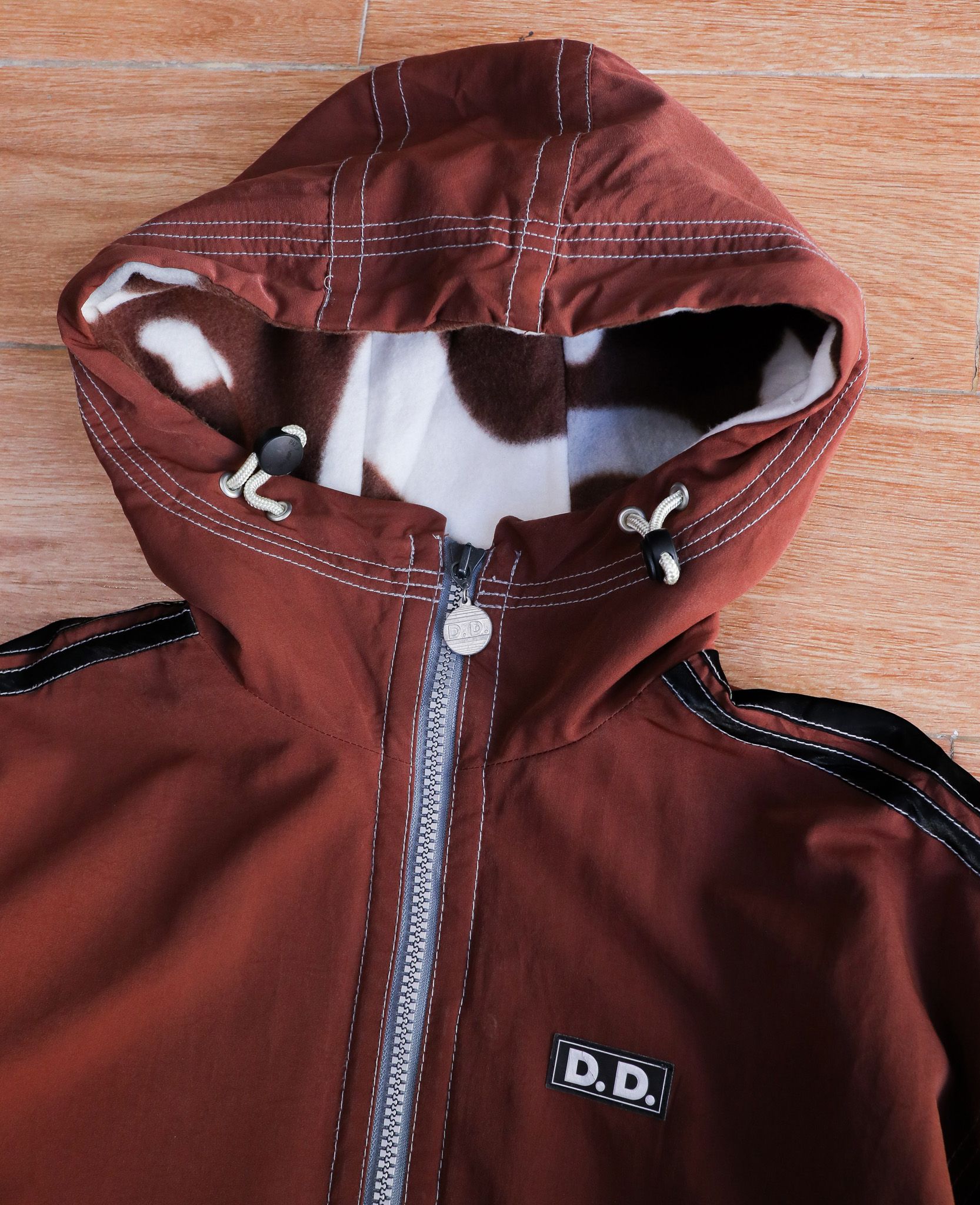 11.17.24 - VTG WINDBREAKER JACKET - DESCENTE DECOR