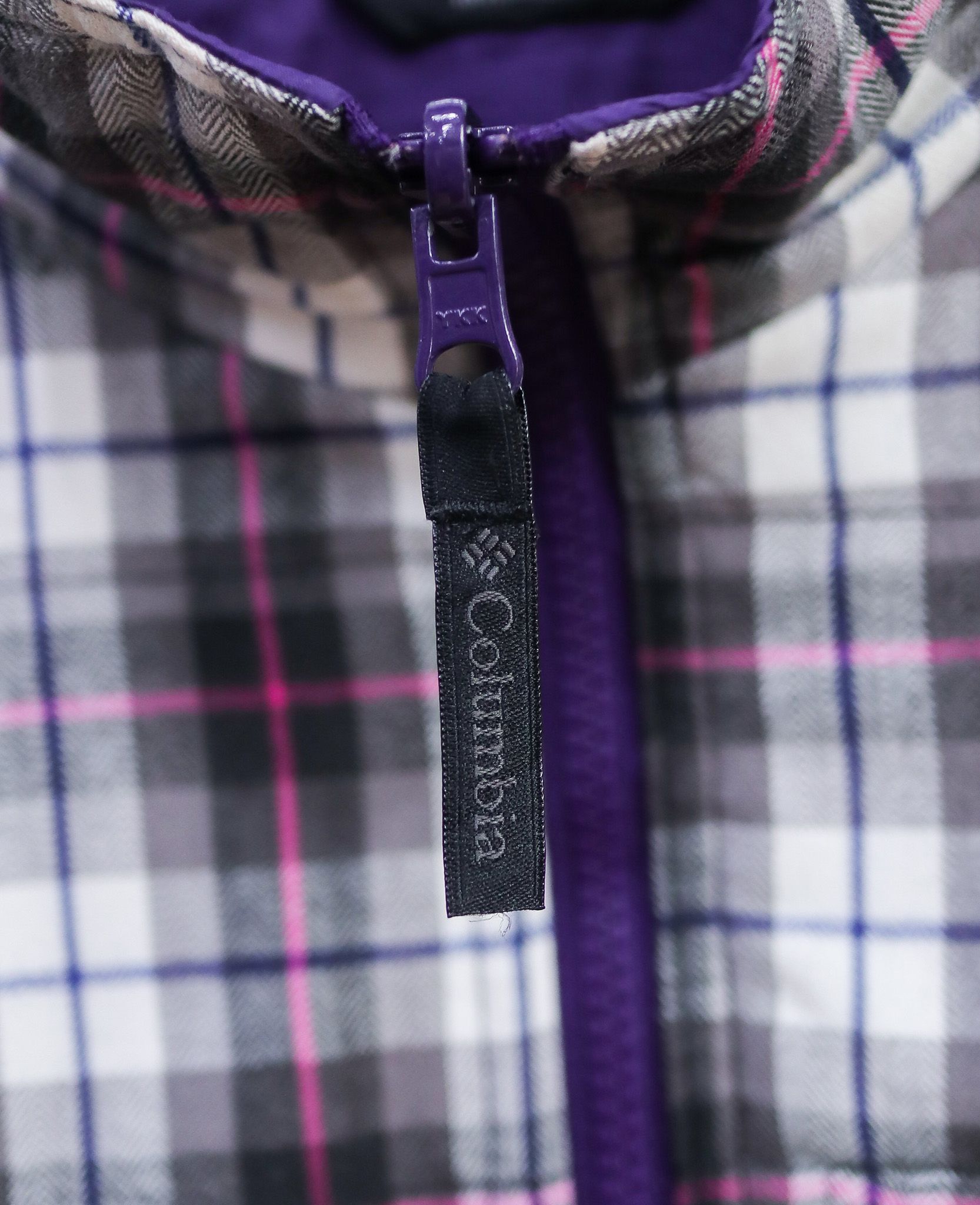 12.22.24 - VTG REVERSIBLE WINDBREAKER JACKET - COLUMBIA