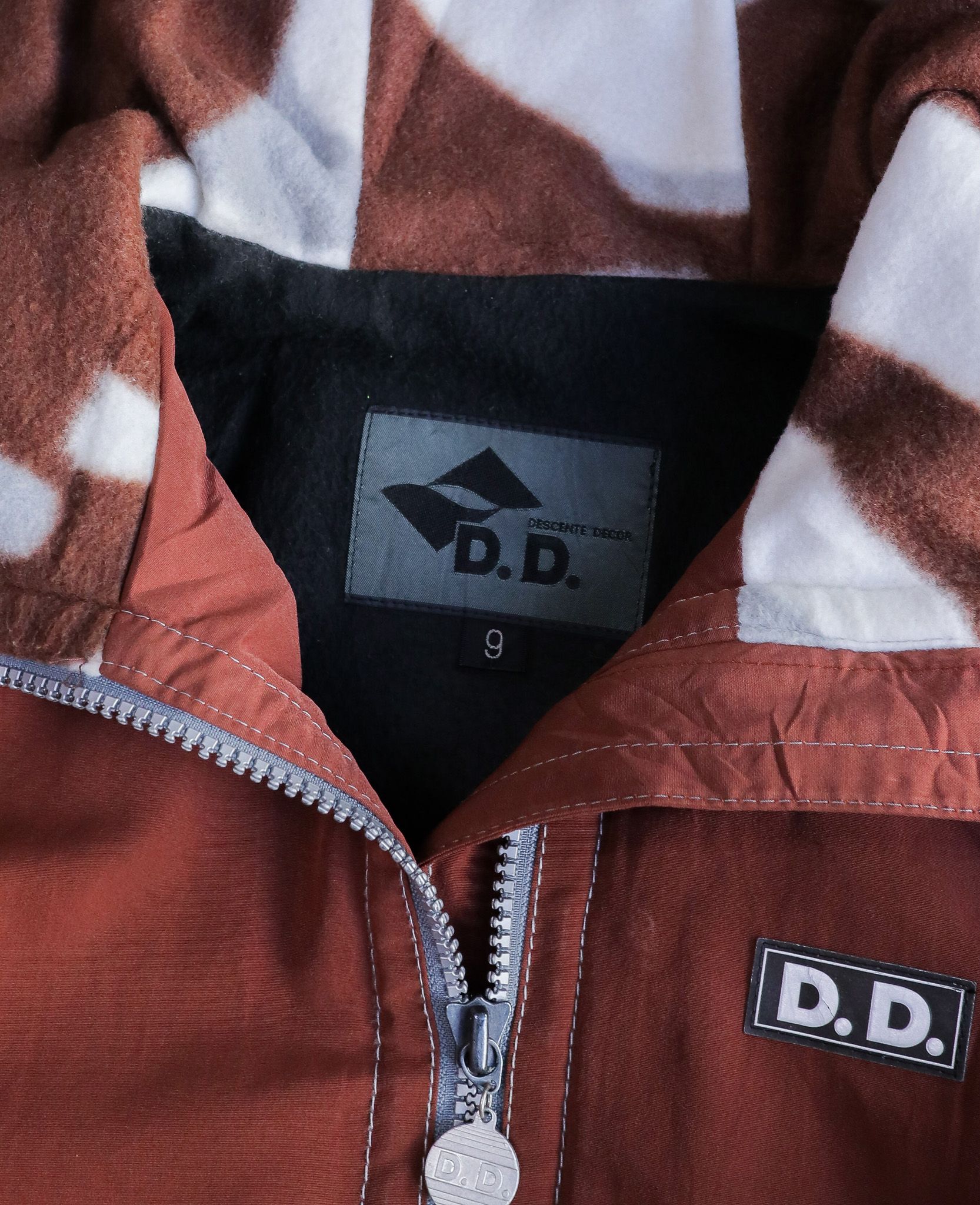 11.17.24 - VTG WINDBREAKER JACKET - DESCENTE DECOR