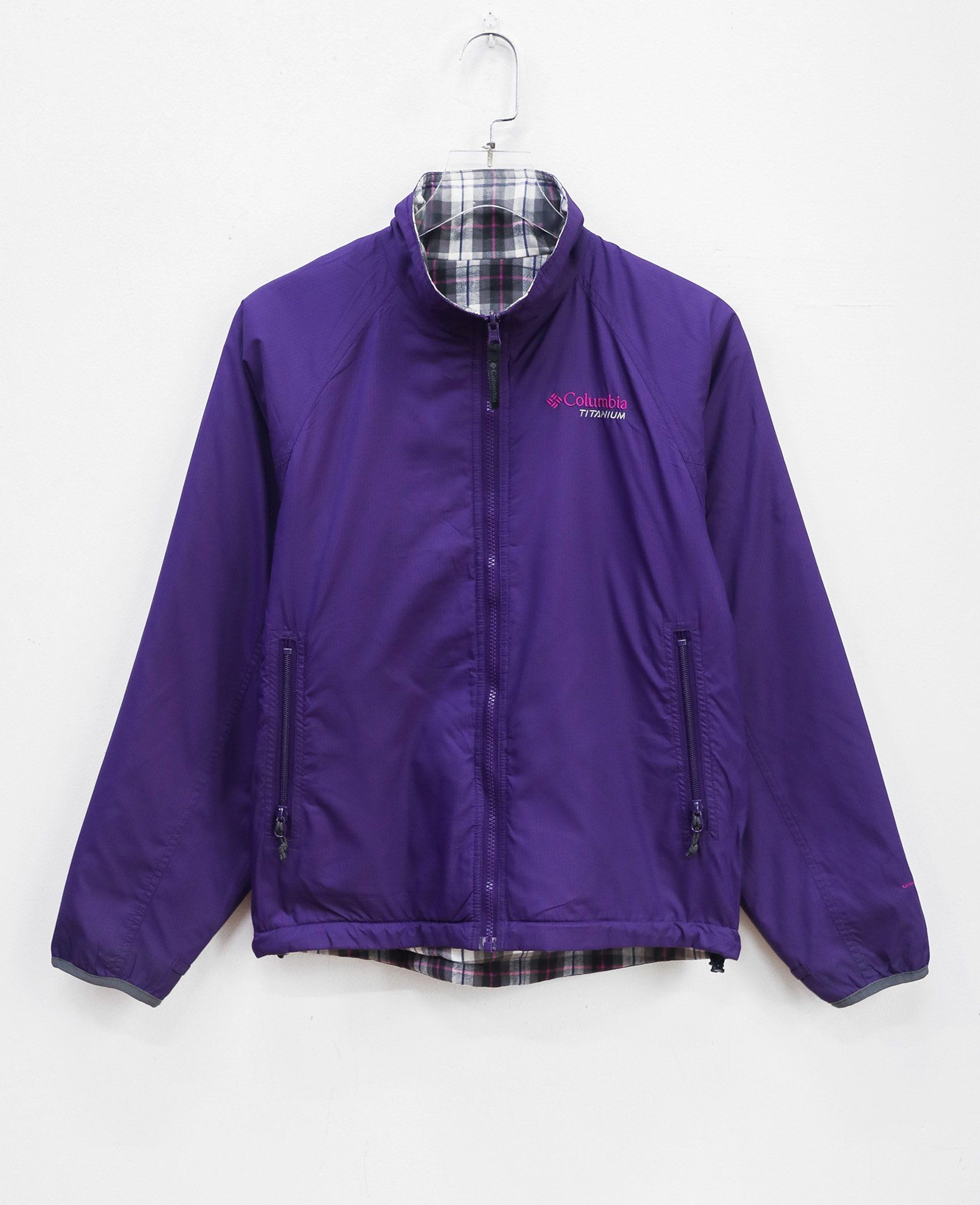 12.22.24 - VTG REVERSIBLE WINDBREAKER JACKET - COLUMBIA
