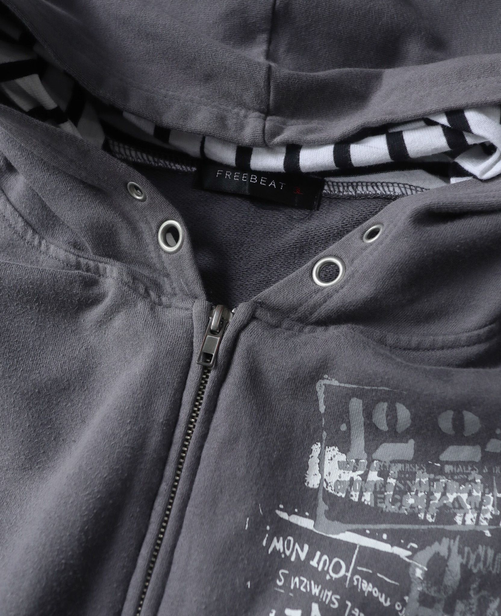 02.28.24 - VTG DOUBLE LAYERED ZIP HOODIE - FREE BEAT