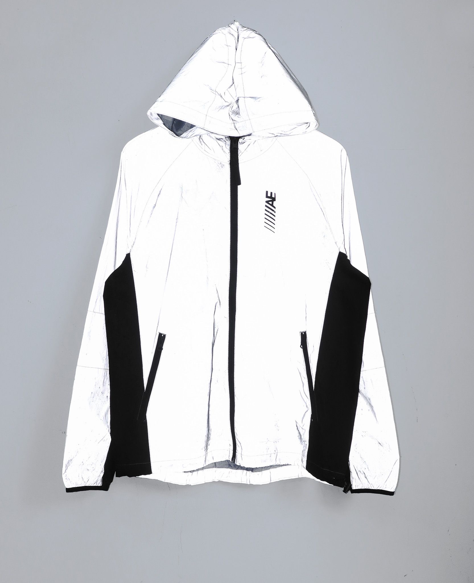 12.15.24 - VTG REFLECTION WINDBREAKER JACKET - AMERICAN EAGLE