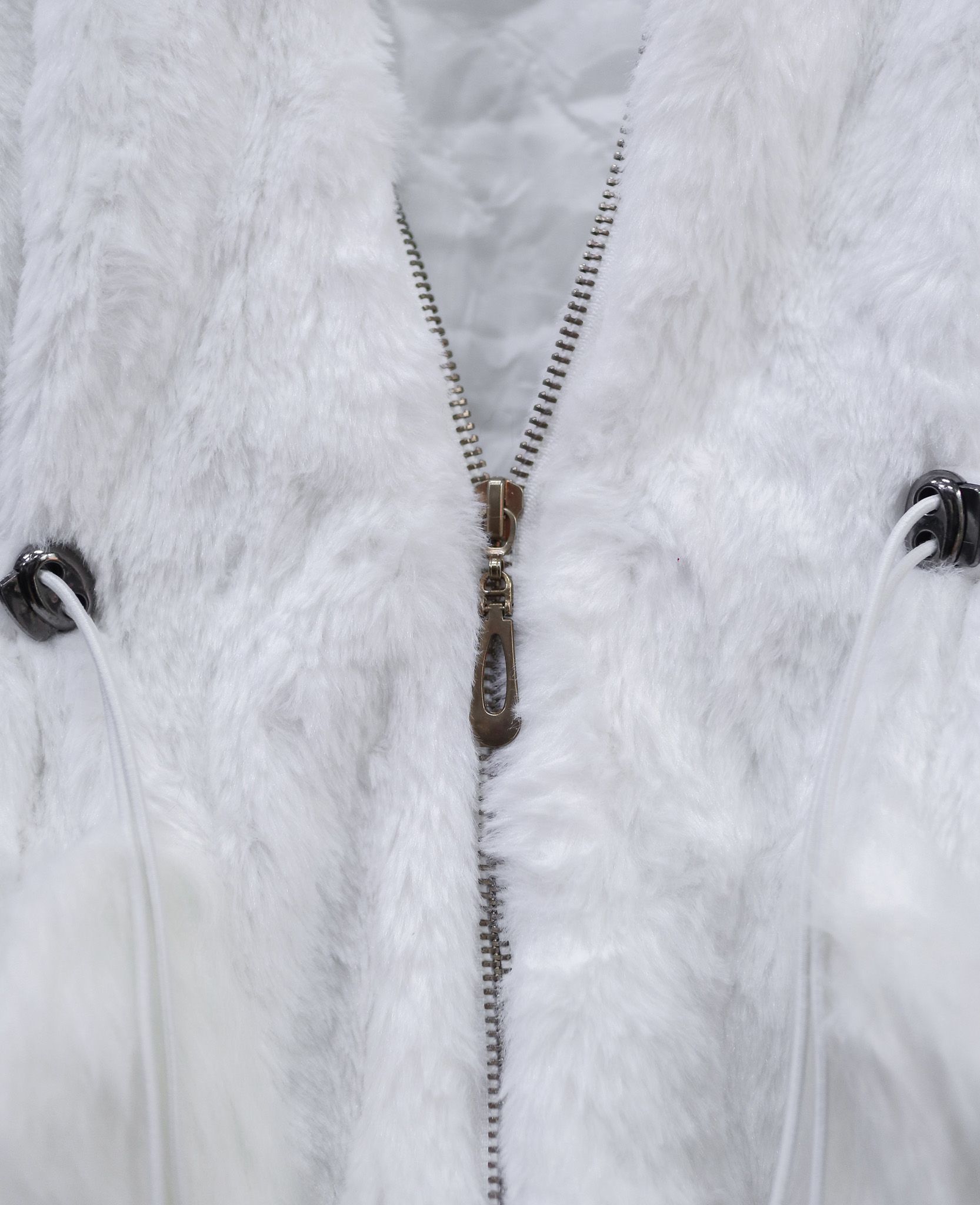 12.20.24 - VTG FAUX FUR JACKET - ADOL