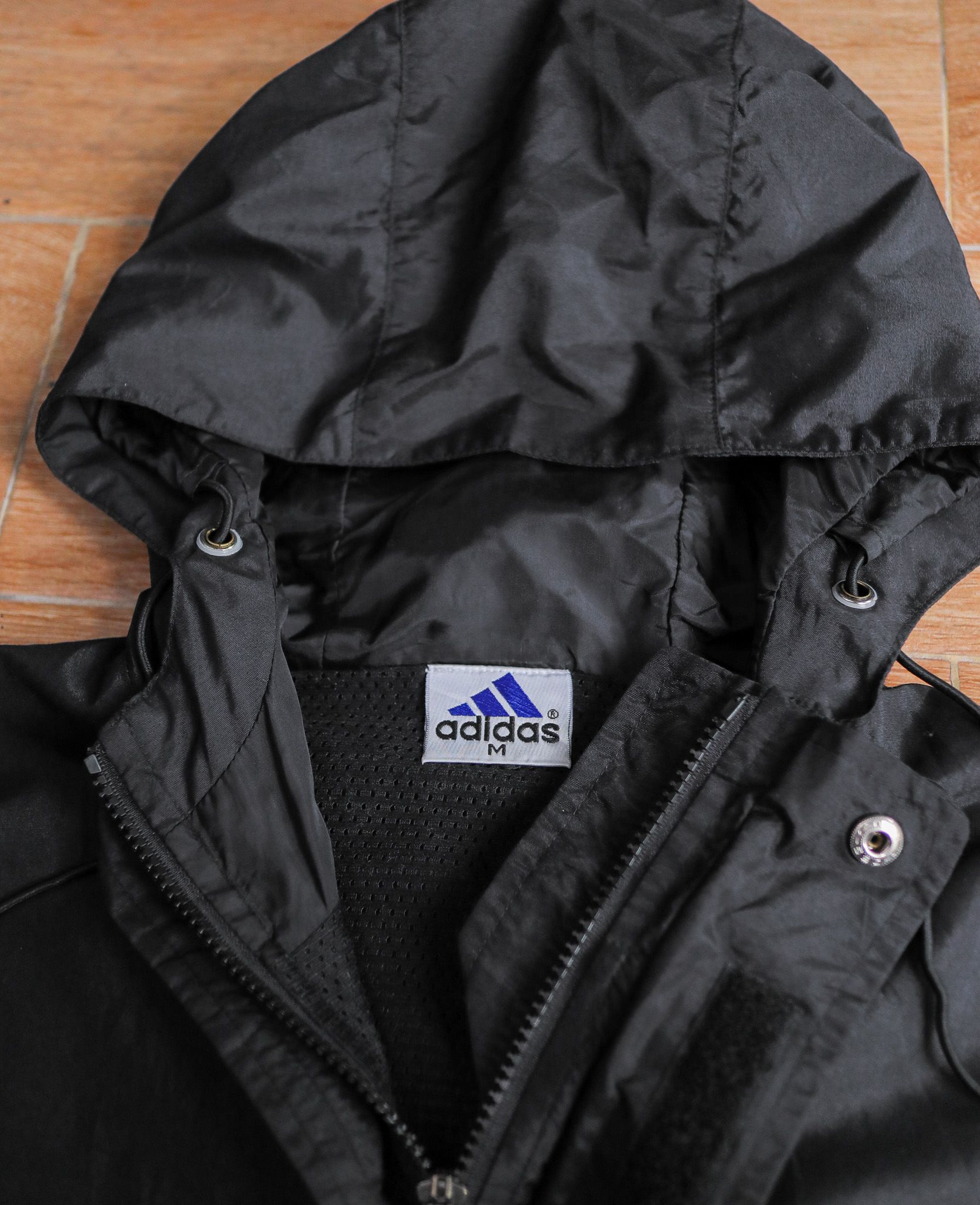 12.08.24 - VTG WINDBREAKER JACKET - ADIDAS