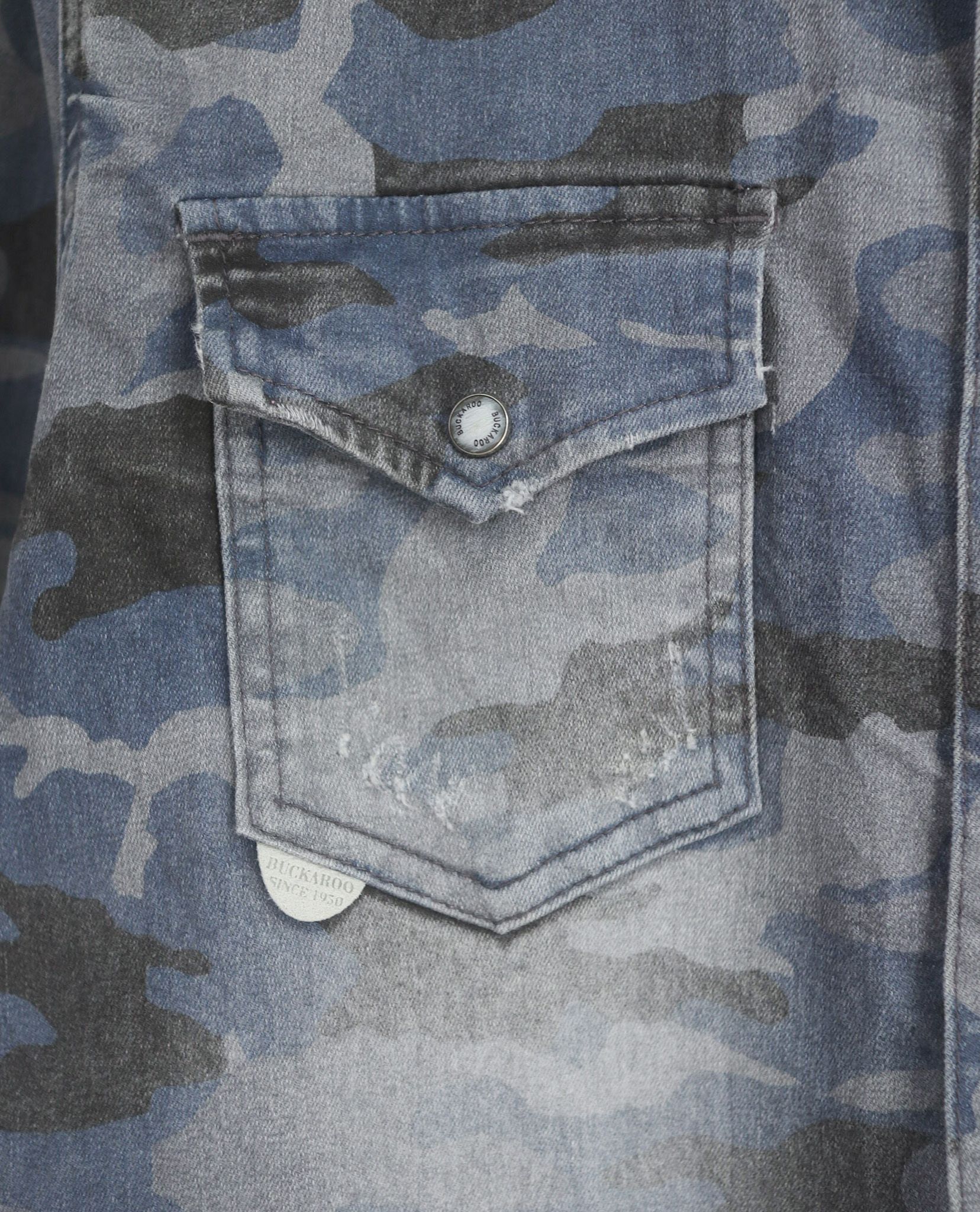 06.29.23 - VTG DENIM BUTTON UP SHIRT - BUCKAROO