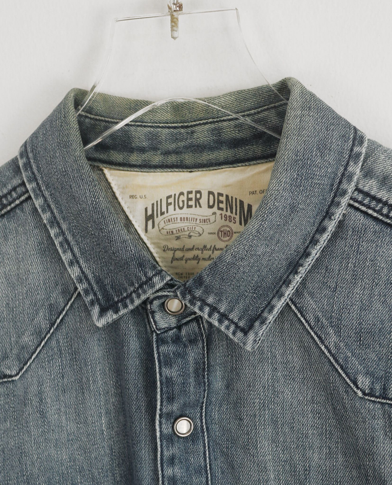 06.29.23 - VTG DENIM BUTTON UP SHIRT - TOMMY HIFIGER DENIM