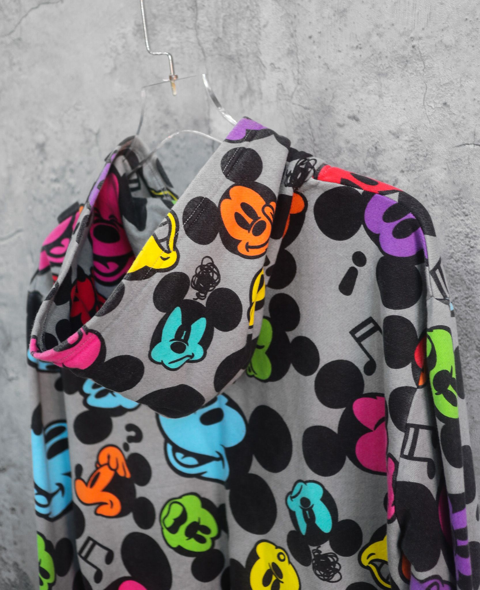 02.27.24 - VTG ZIP UP HOODIE - DISNEY