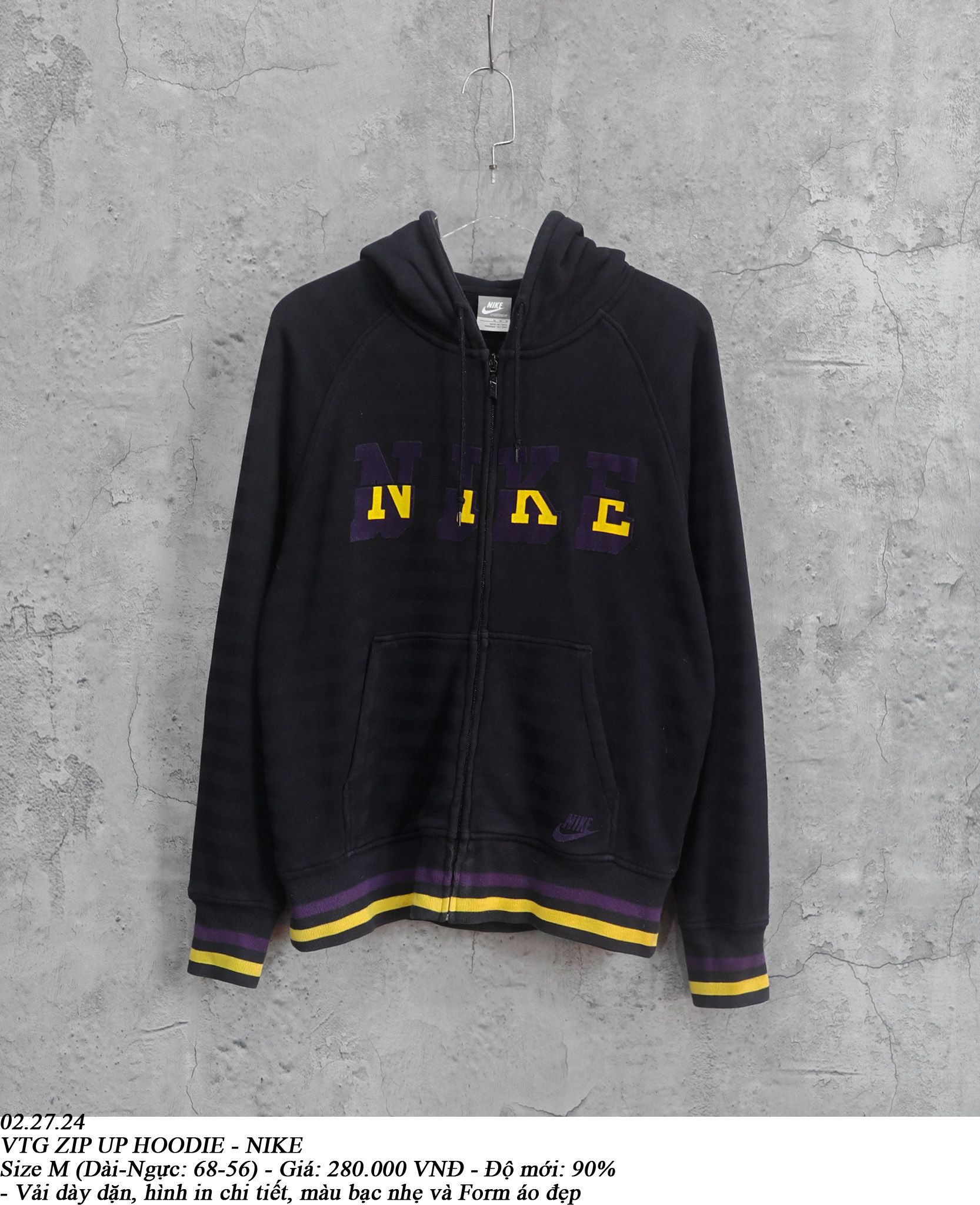 02.27.24 - VTG ZIP UP HOODIE - NIKE