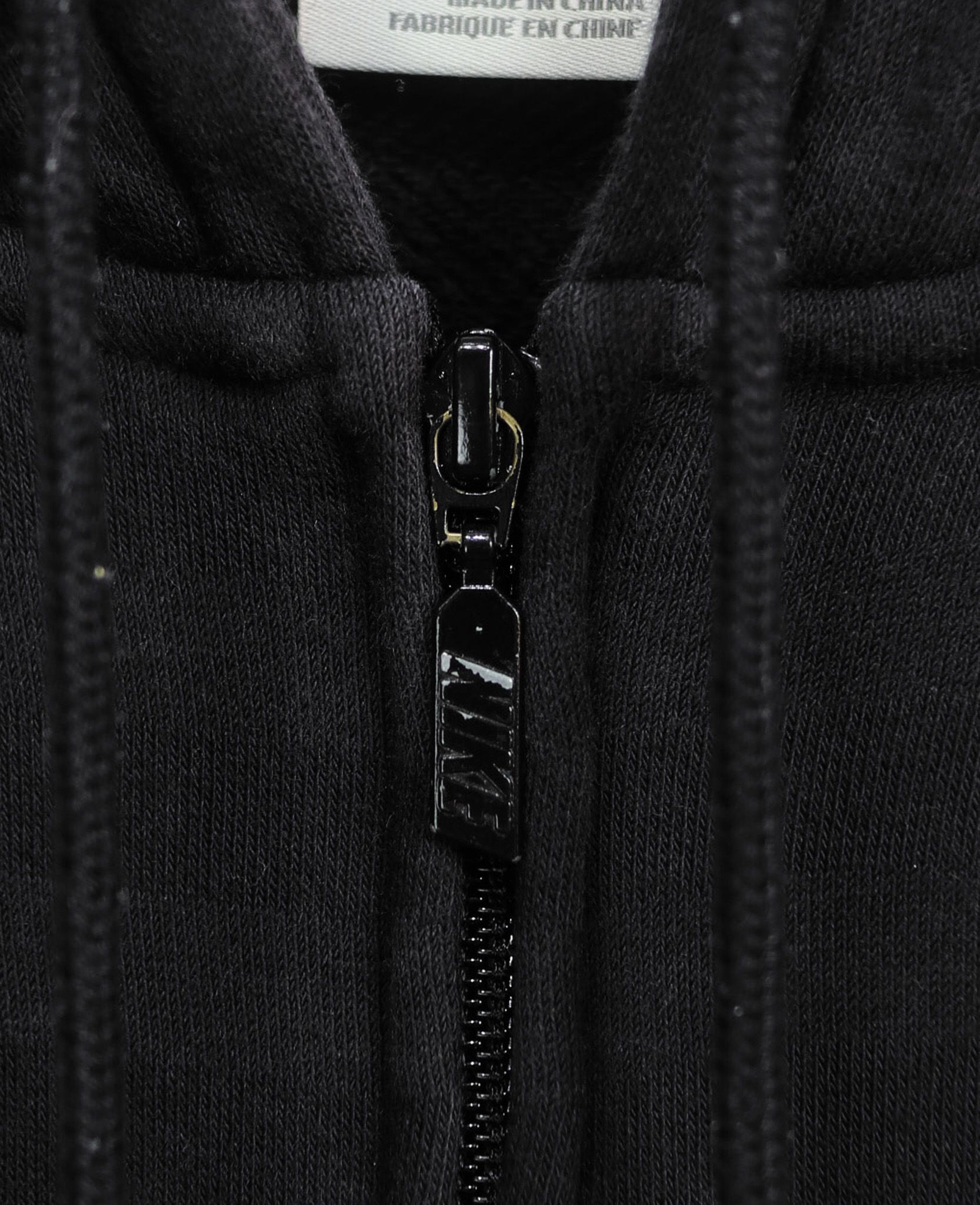 02.27.24 - VTG ZIP UP HOODIE - NIKE