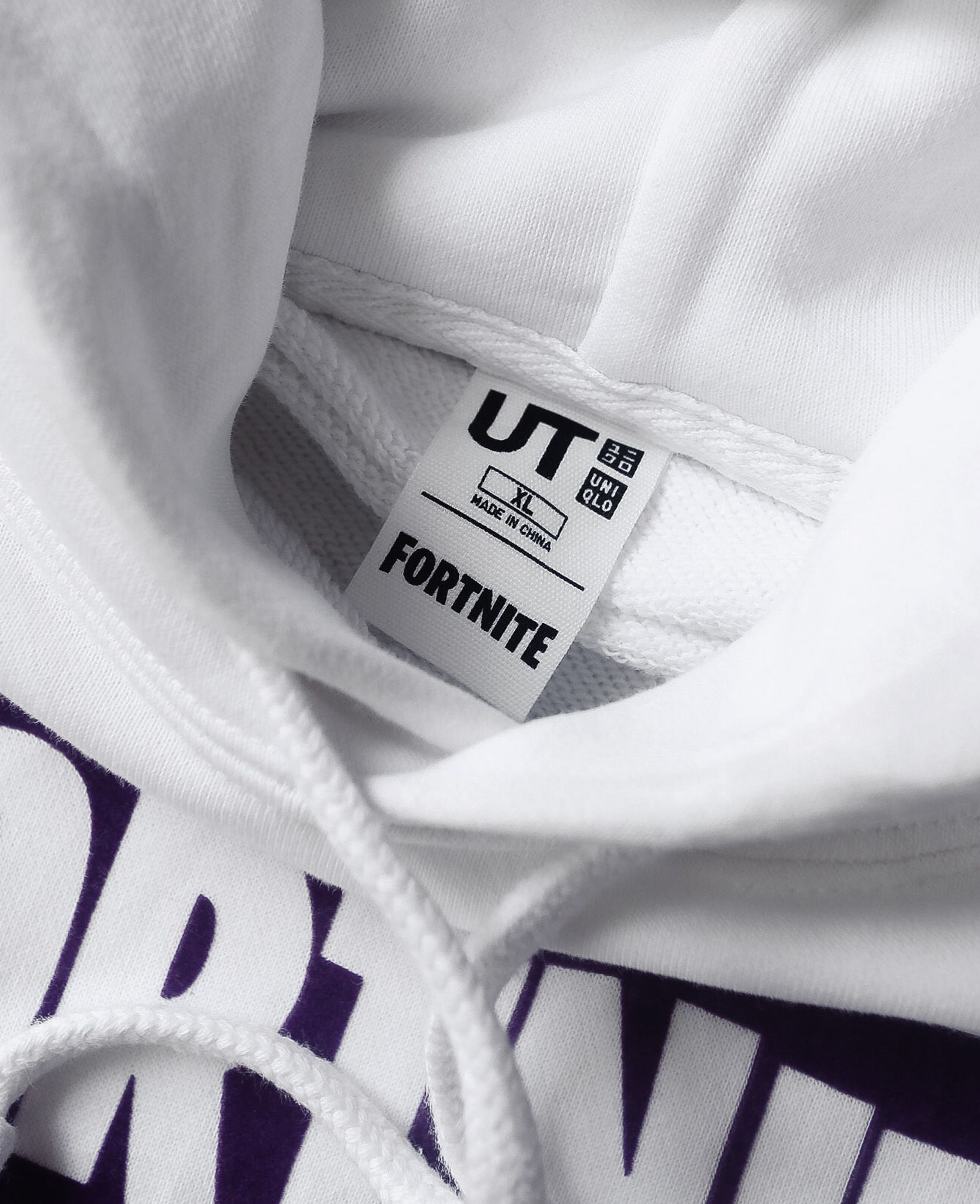 08.18.24 - VTG PULLOVER HOODIE - UNIQLO X FORTNITE