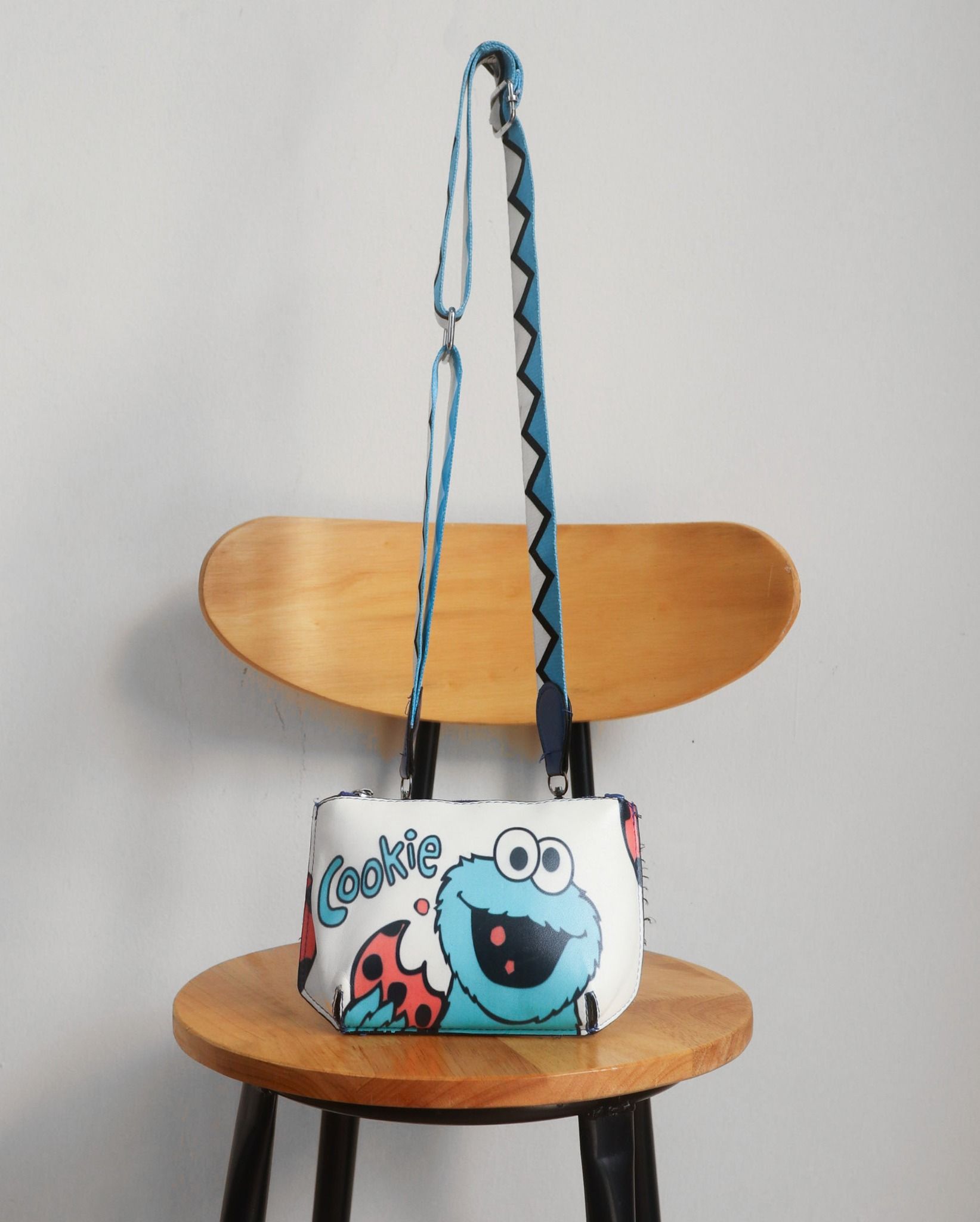 06.06.23 - VTG BAG - SESAME STREET