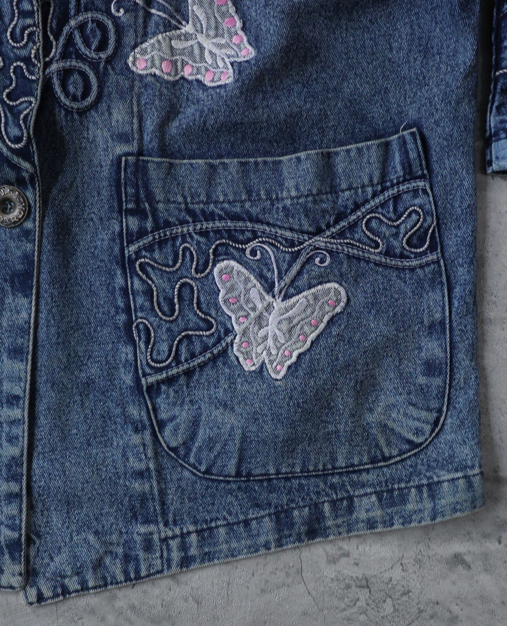 10.14.23 - VTG KIMONO DENIM JACKET