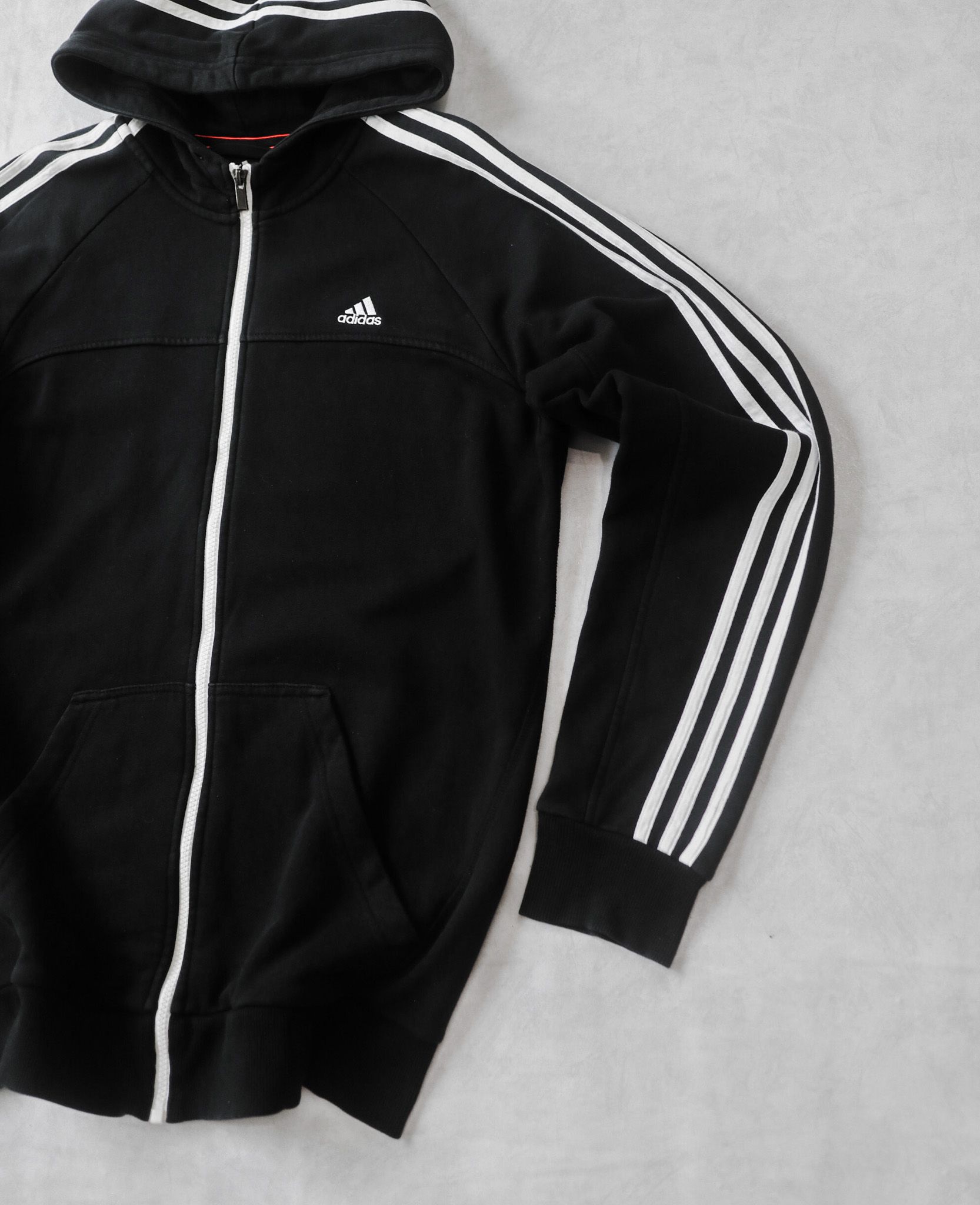02.27.24 - VTG ZIP UP HOODIE - ADIDAS
