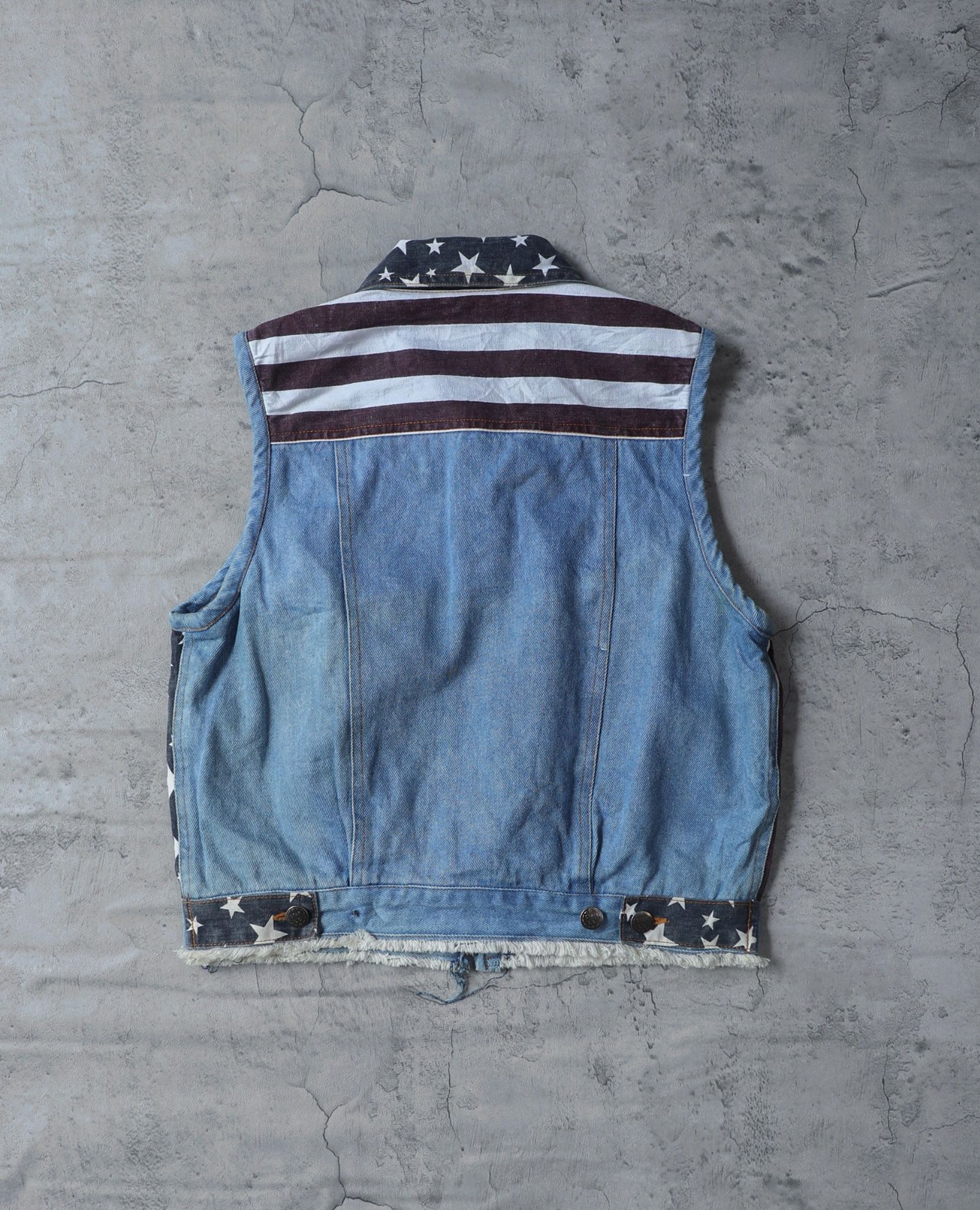 10.14.23 - VTG DENIM SLEEVELESS JACKET - ROSETTA ITALIA