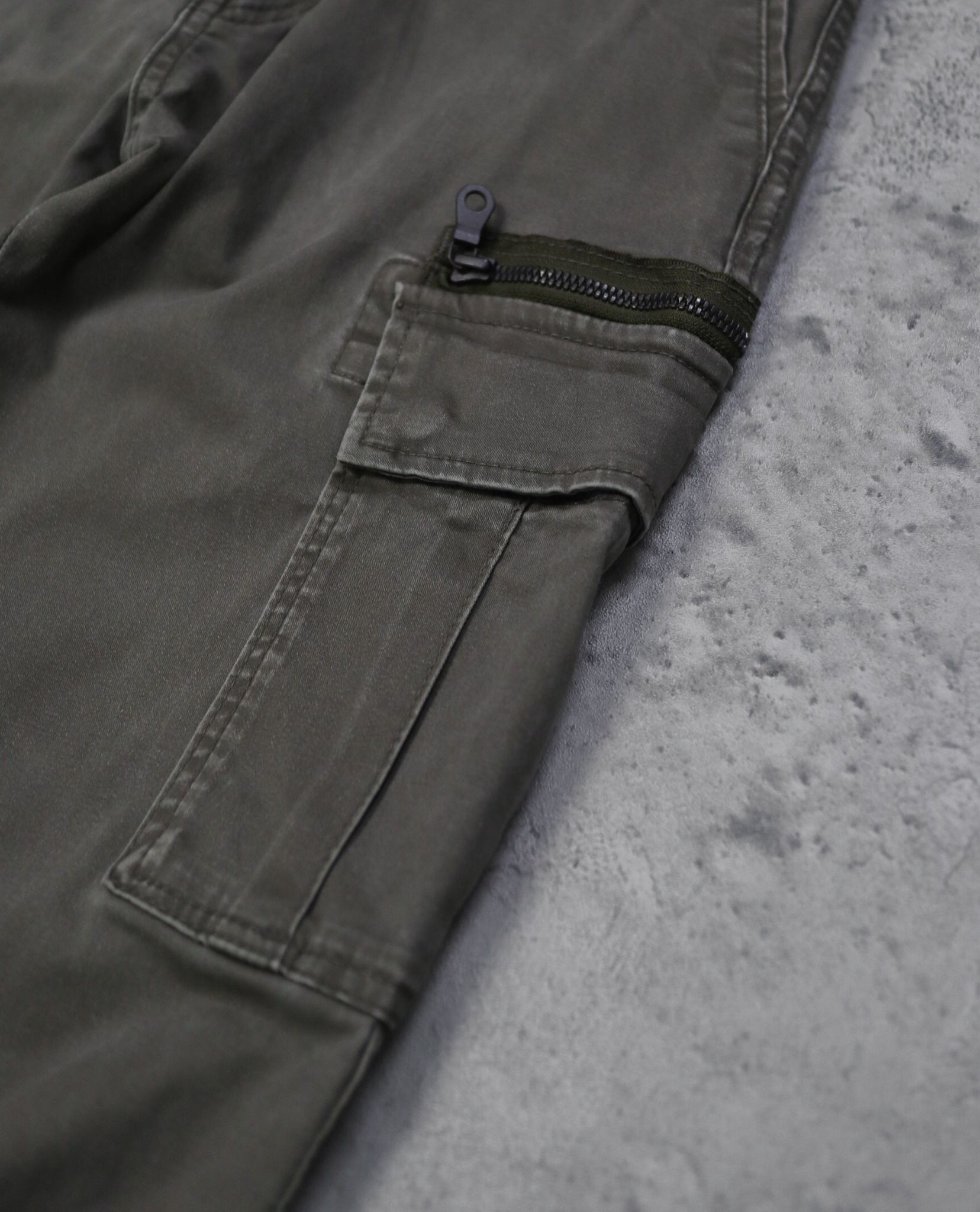 01.03.23 - VTG CARGO PANTS - SEMANTIC DESIGN