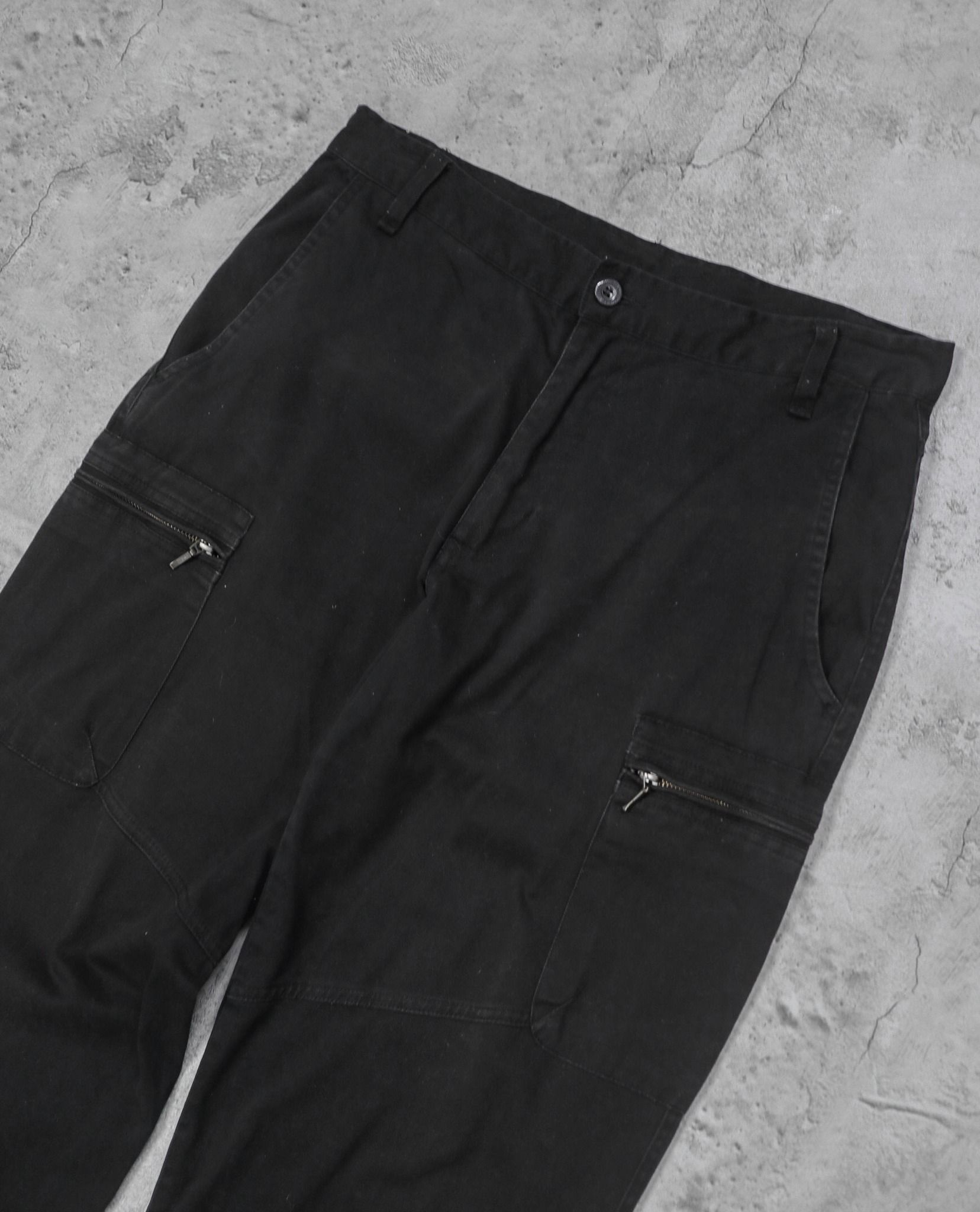 01.03.23 - VTG CARGO PANTS - NAVY PRODUCE