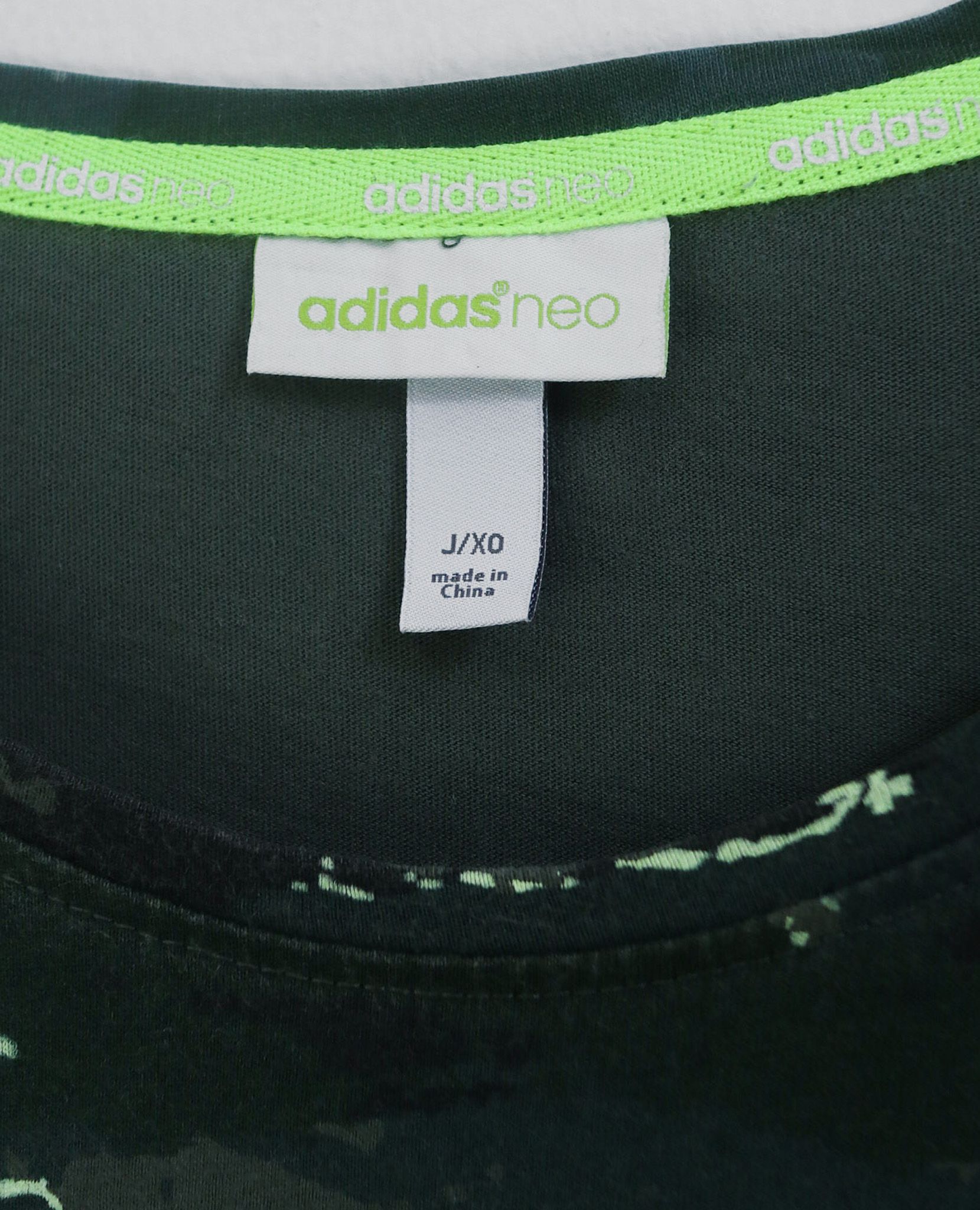 07.18.23 - VTG T-SHIRT - ADIDAS NEO