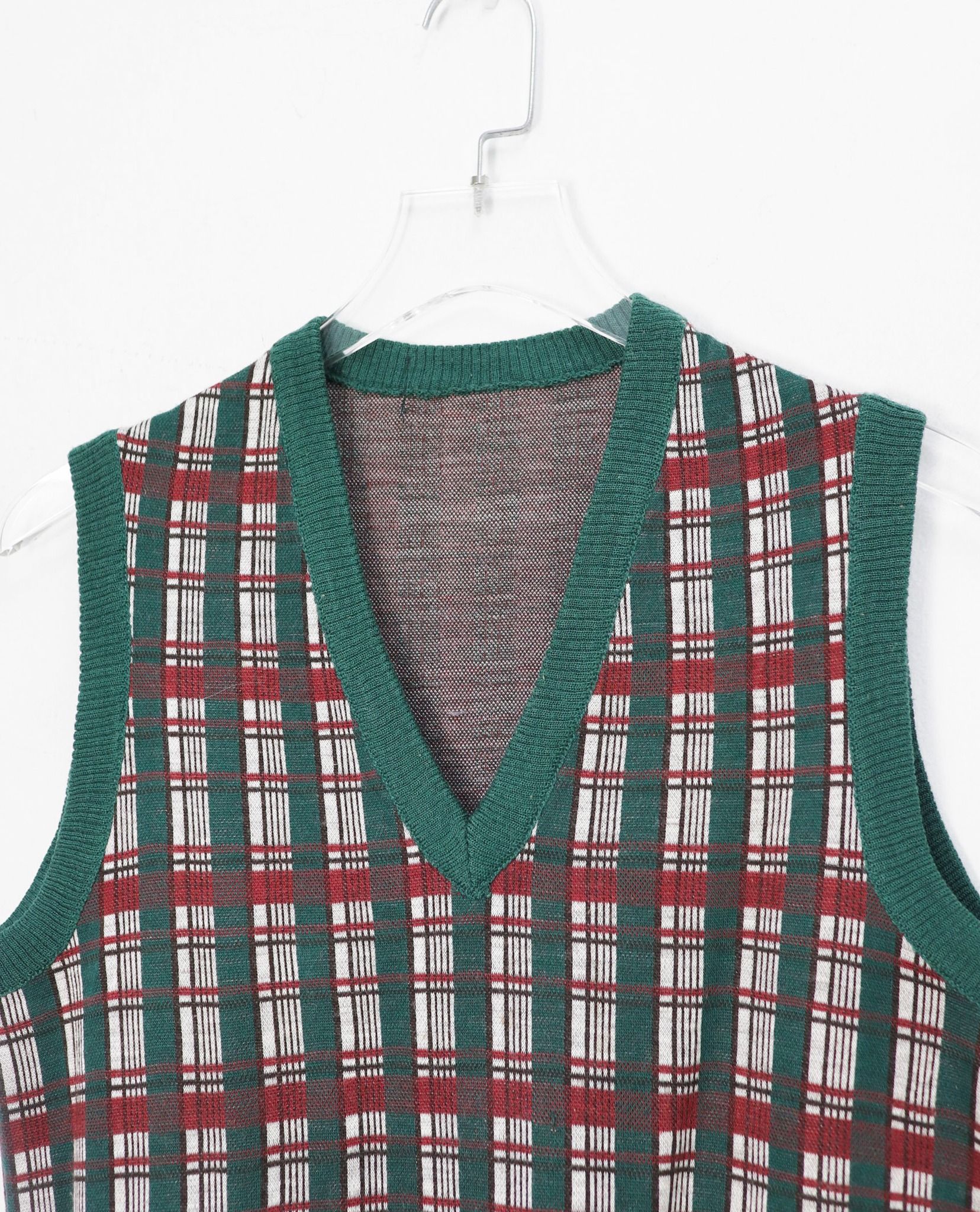 09.29.22 - VTG KNIT VEST JACKET
