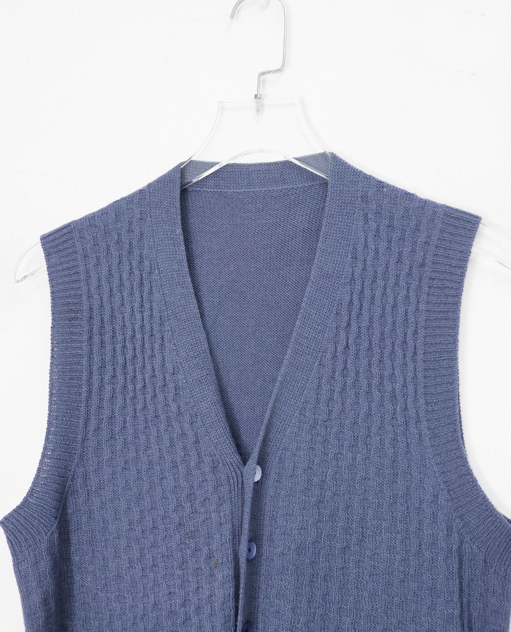 09.29.22 - VTG VEST JACKET