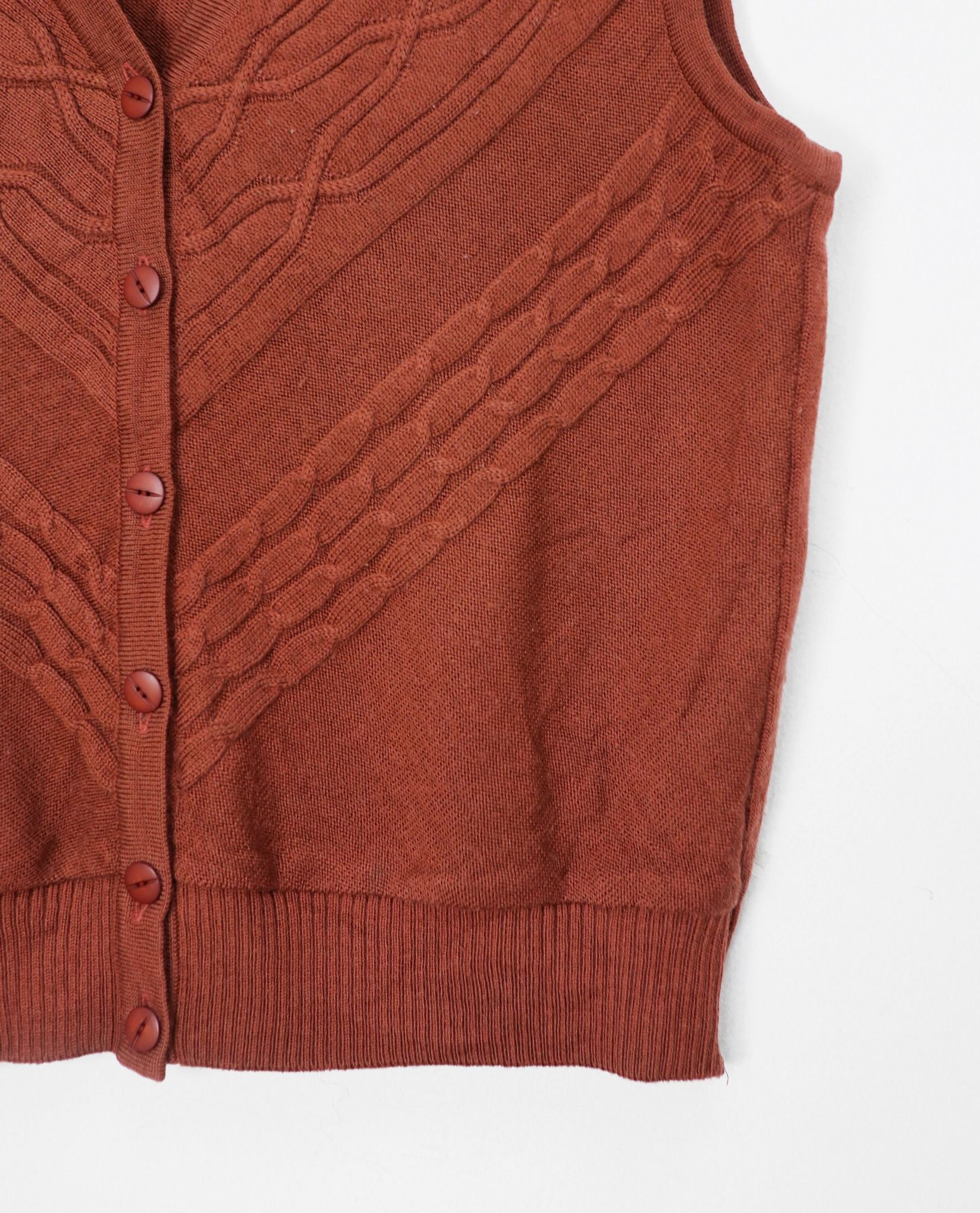 09.29.22 - VTG KNIT VEST JACKET - LEILIAN
