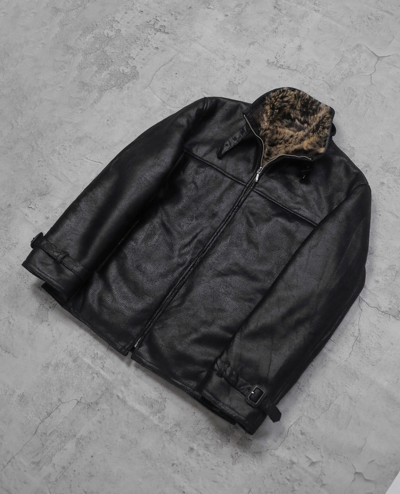 01.14.23 - VTG SHEARLING JACKET - SIFTY