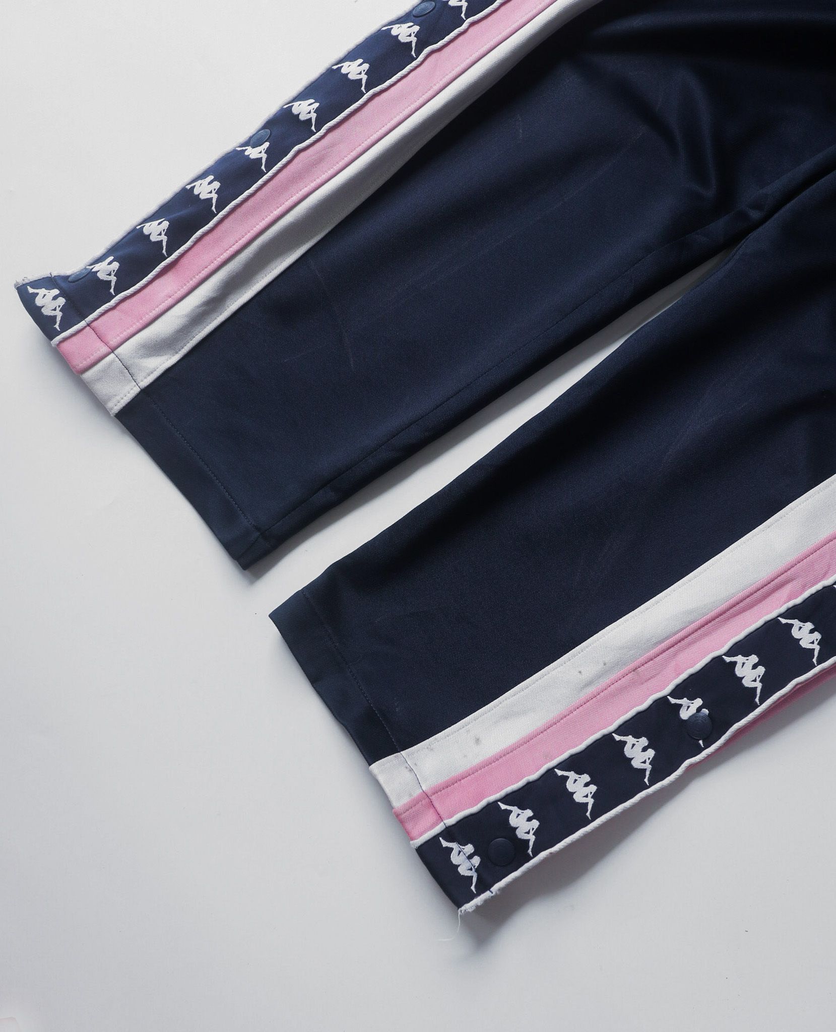 07.16.23 - VTG TEARAWAY TRACK PANTS - KAPPA 90s