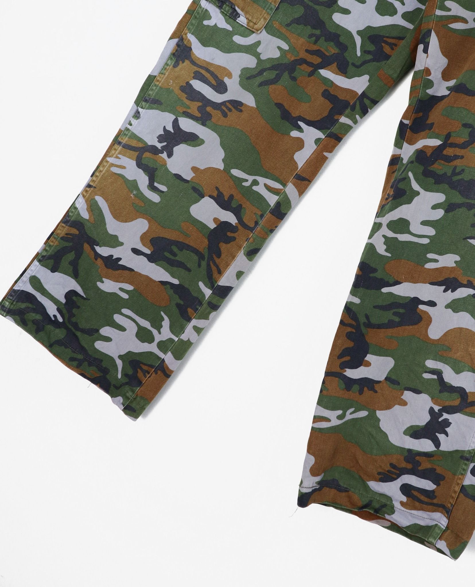 09.28.22 - VTG MILITARY CARGO PANTS - CAPITAN
