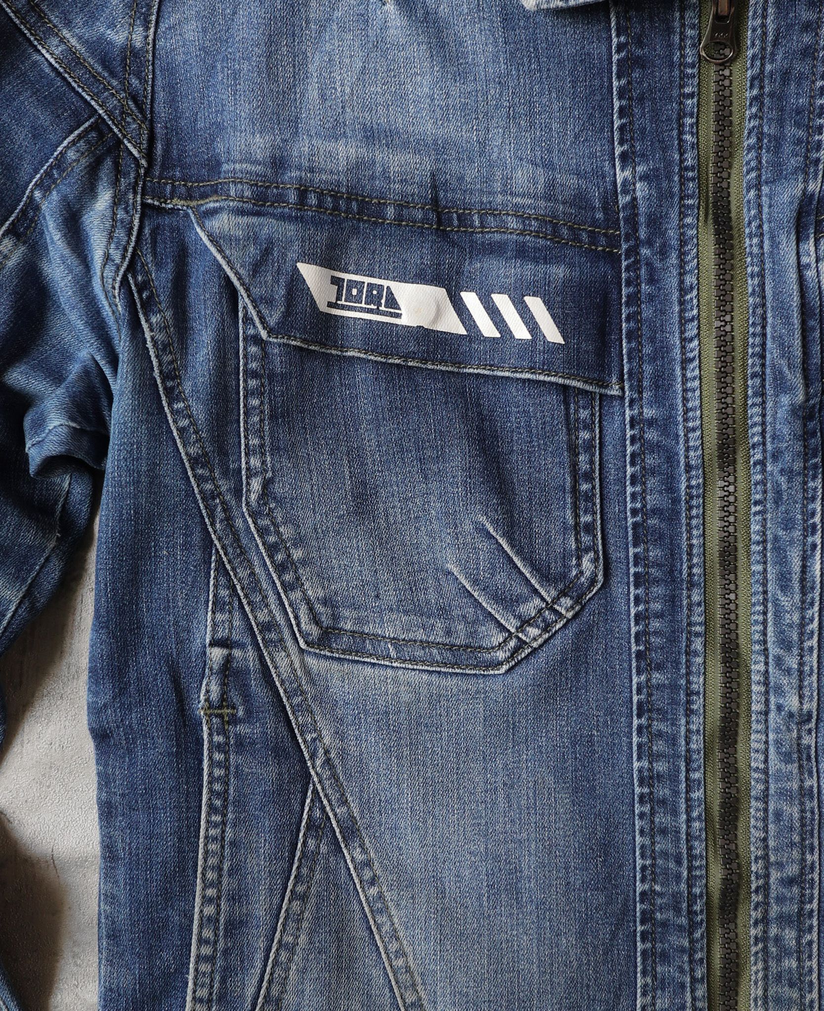 10.29.23 - VTG DENIM WORK JACKET - TORA