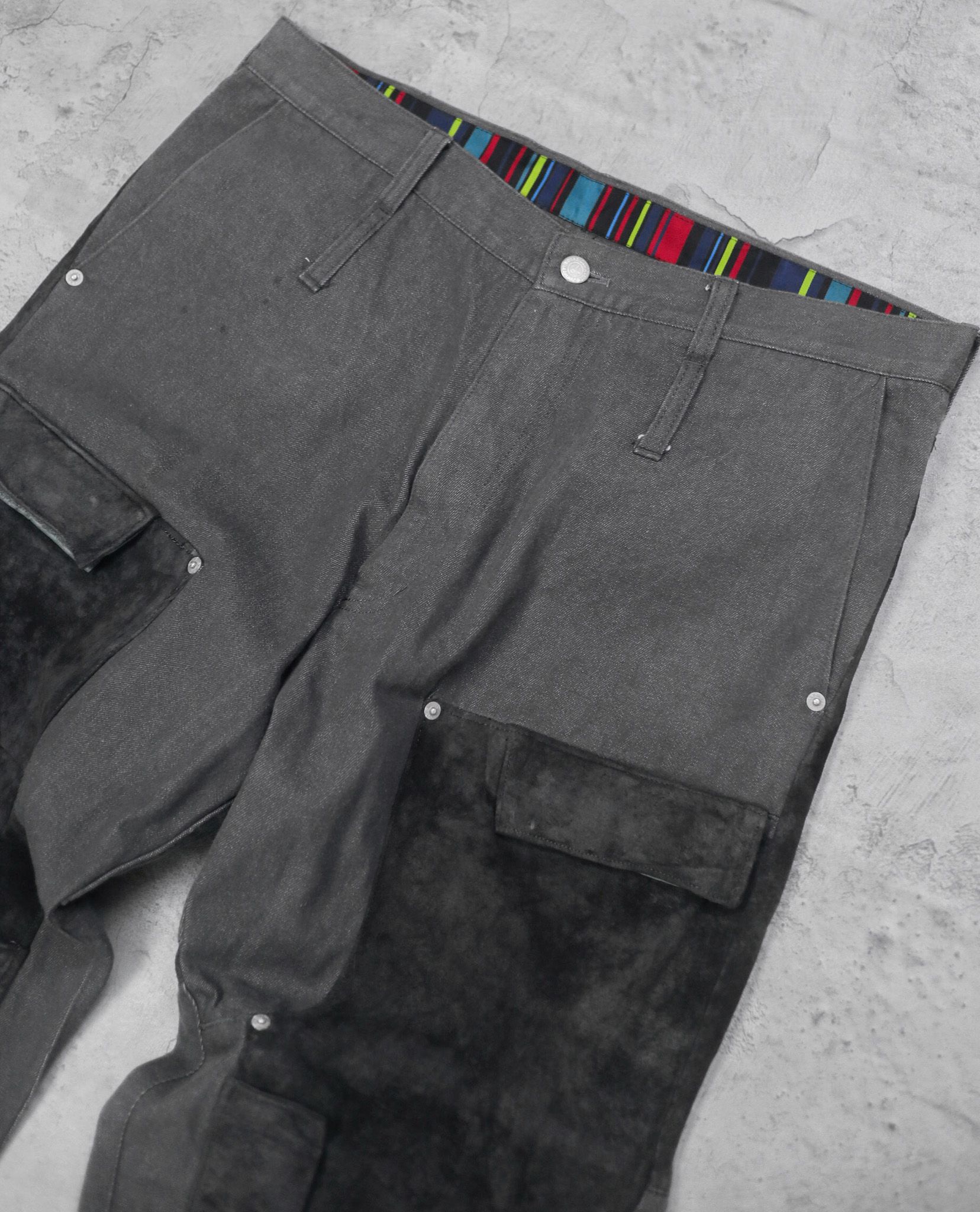 01.09.23 - VTG DOUBLE KNEE WORK PANTS - COMMUNITY GARMENT WORKS 2002