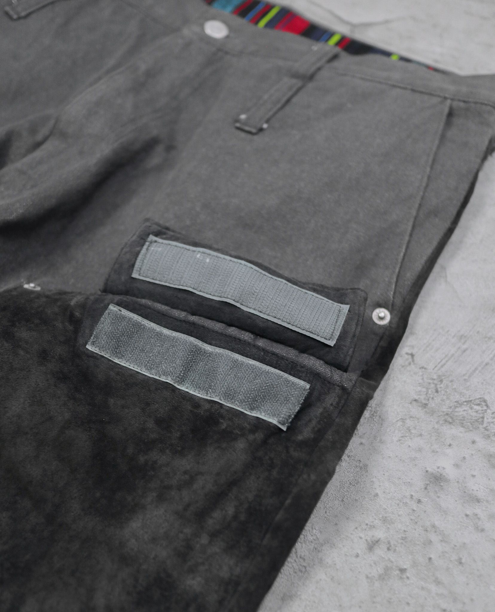 01.09.23 - VTG DOUBLE KNEE WORK PANTS - COMMUNITY GARMENT WORKS 2002