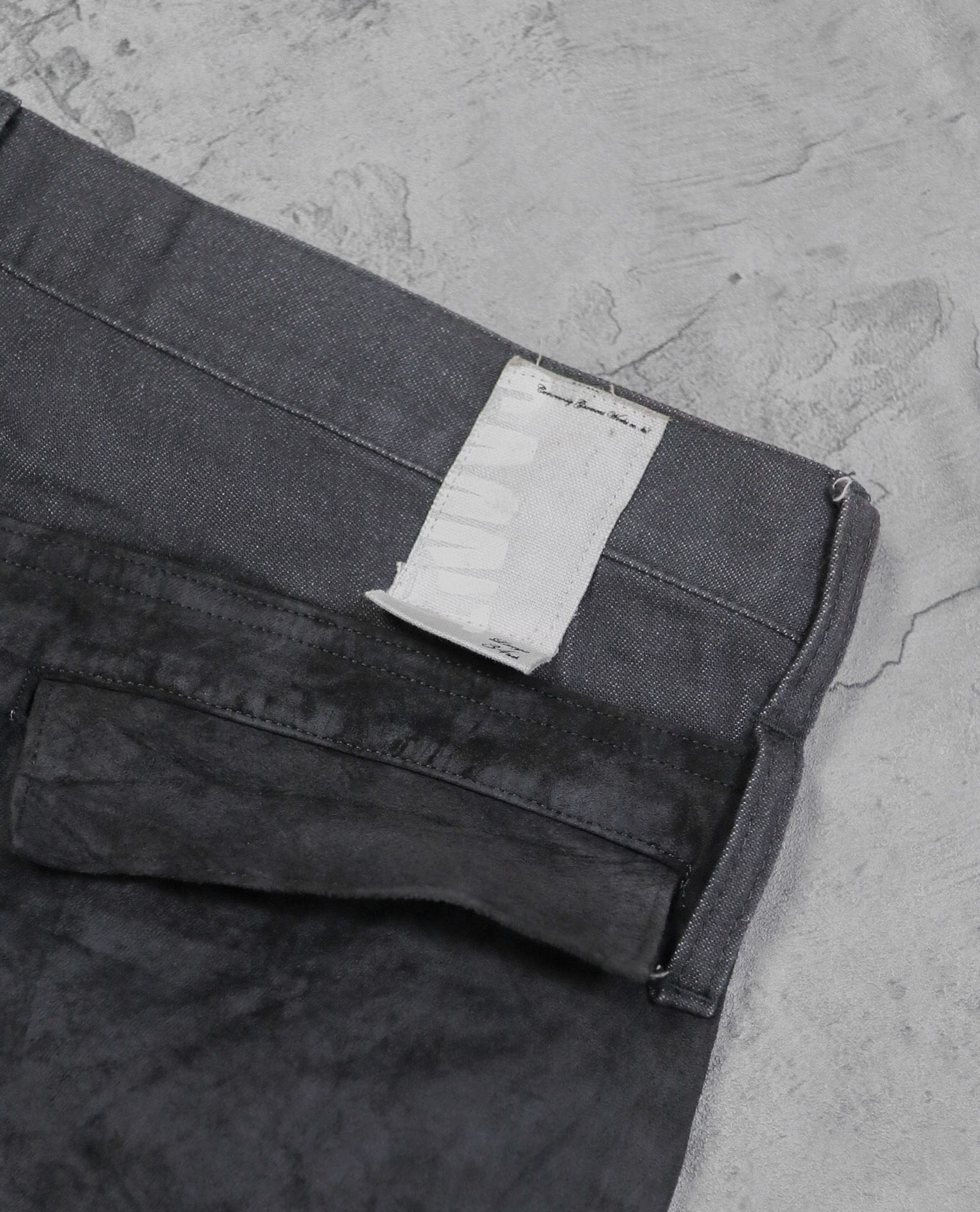 01.09.23 - VTG DOUBLE KNEE WORK PANTS - COMMUNITY GARMENT WORKS 2002