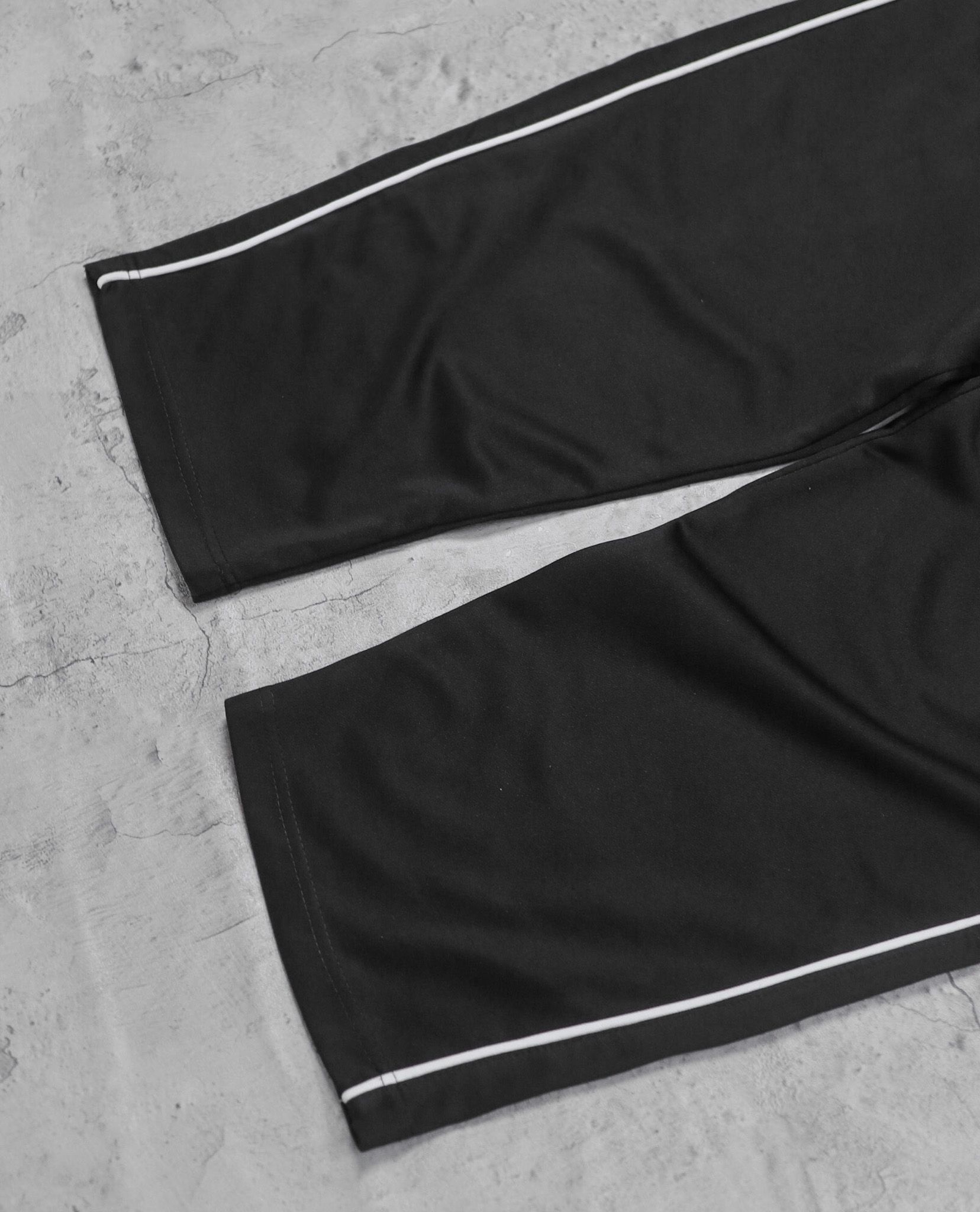 01.09.23 - VTG TRACK PANTS - WILD FANG BAD WOLF