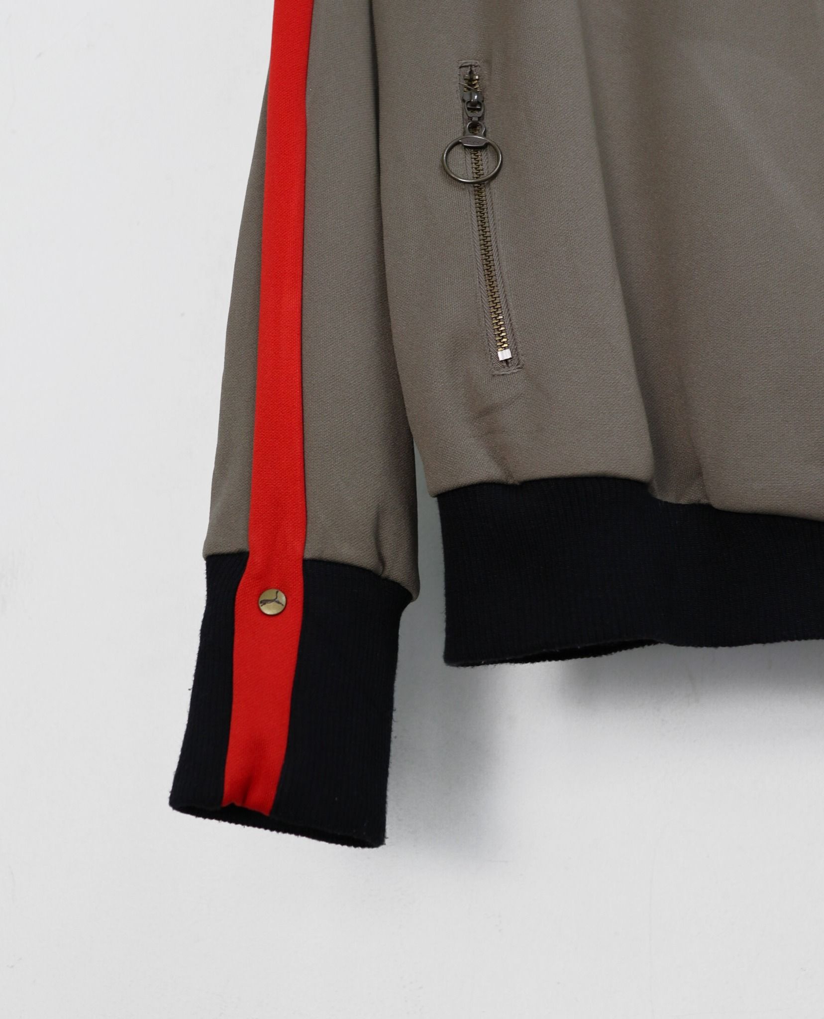 10.09.22 - VTG ASYMMETRIC TRACK JACKET - PUMA