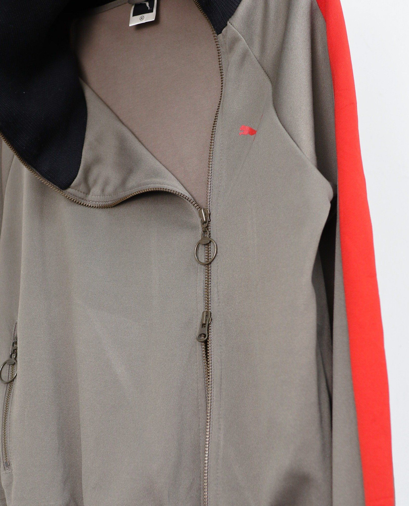 10.09.22 - VTG ASYMMETRIC TRACK JACKET - PUMA