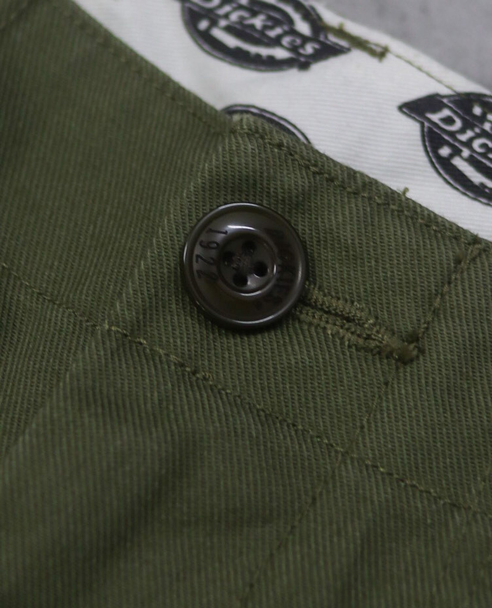 01.11.23 - VTG CARGO PANTS - DICKIES
