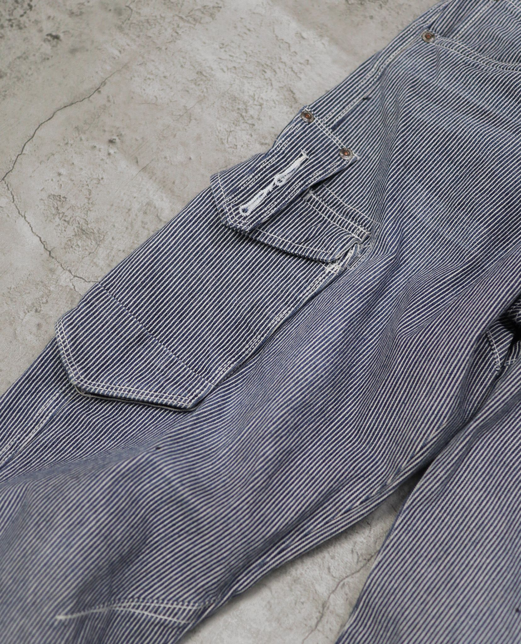 01.11.23 - VTG CARGO PANTS - I'Z FRONTIER