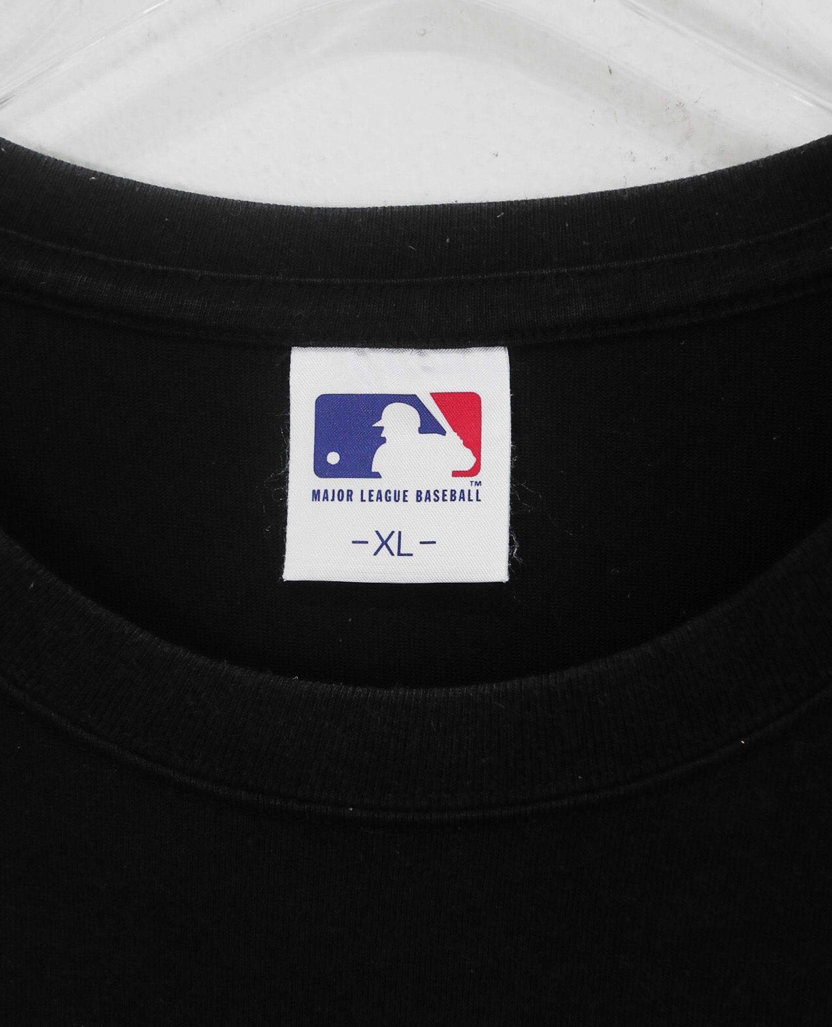 08.22.23 - VTG T-SHIRT - MLB