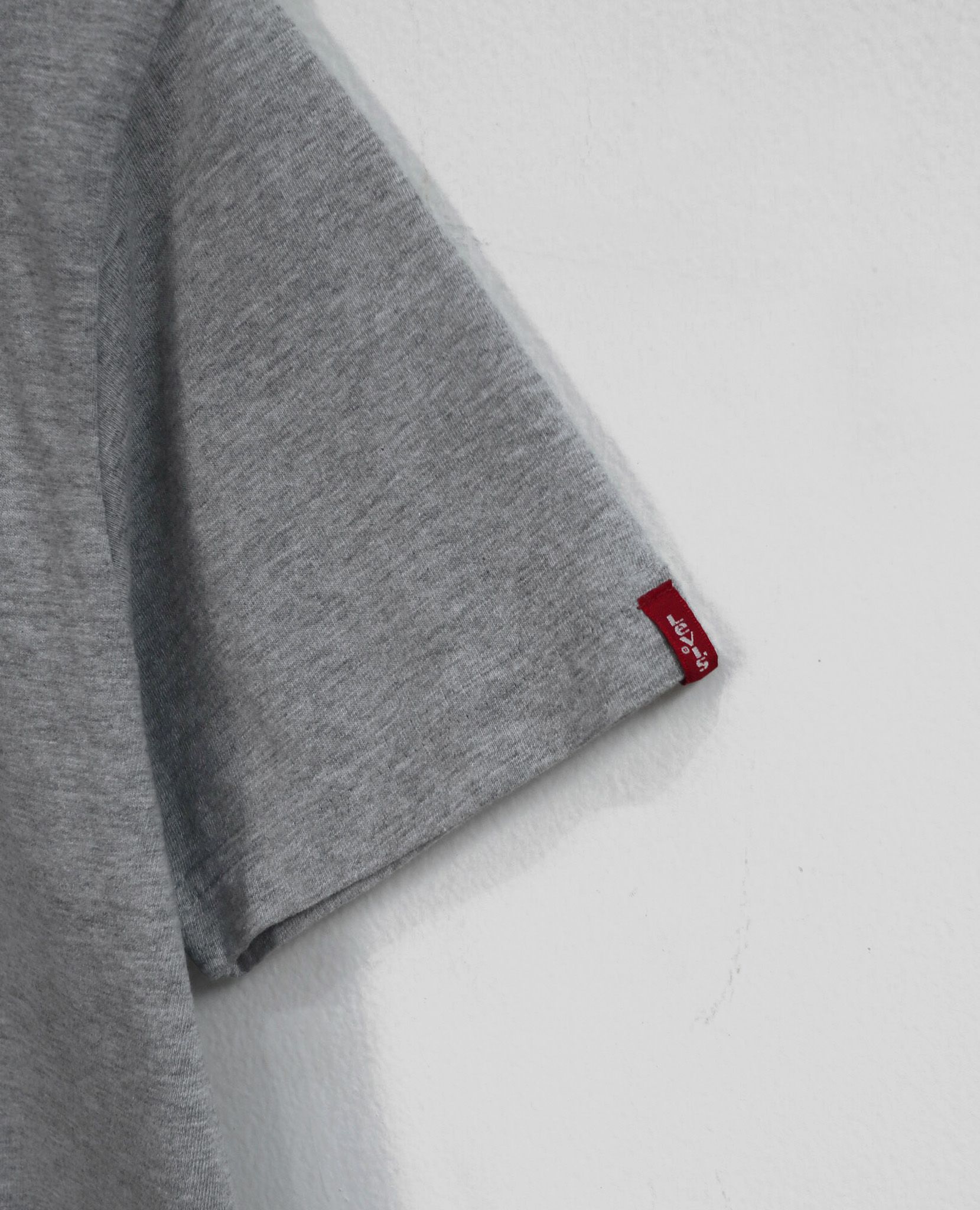 08.22.23 - VTG T-SHIRT - LEVI'S